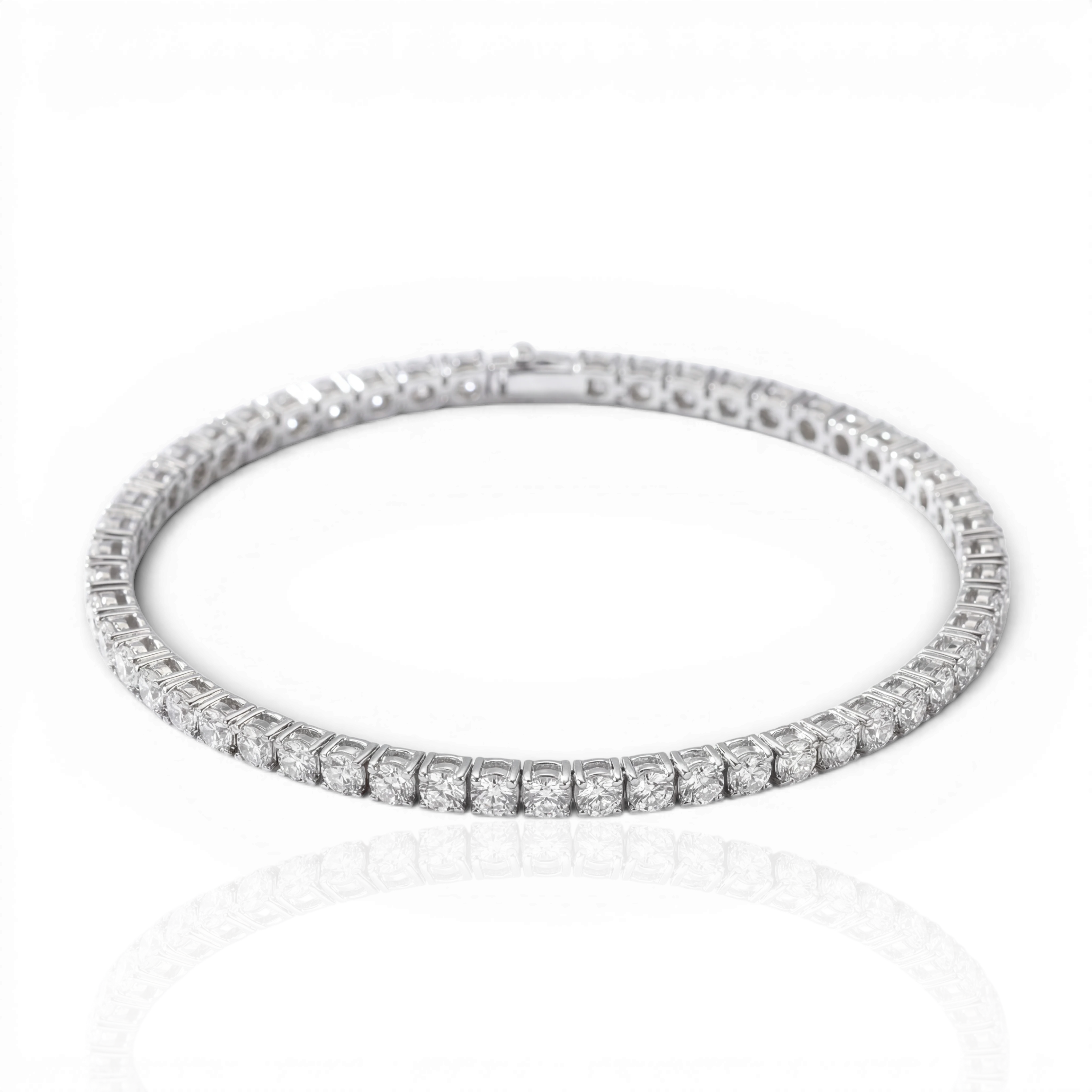 18K White Gold Vermeil / 0.10 Carat each (3 mm)