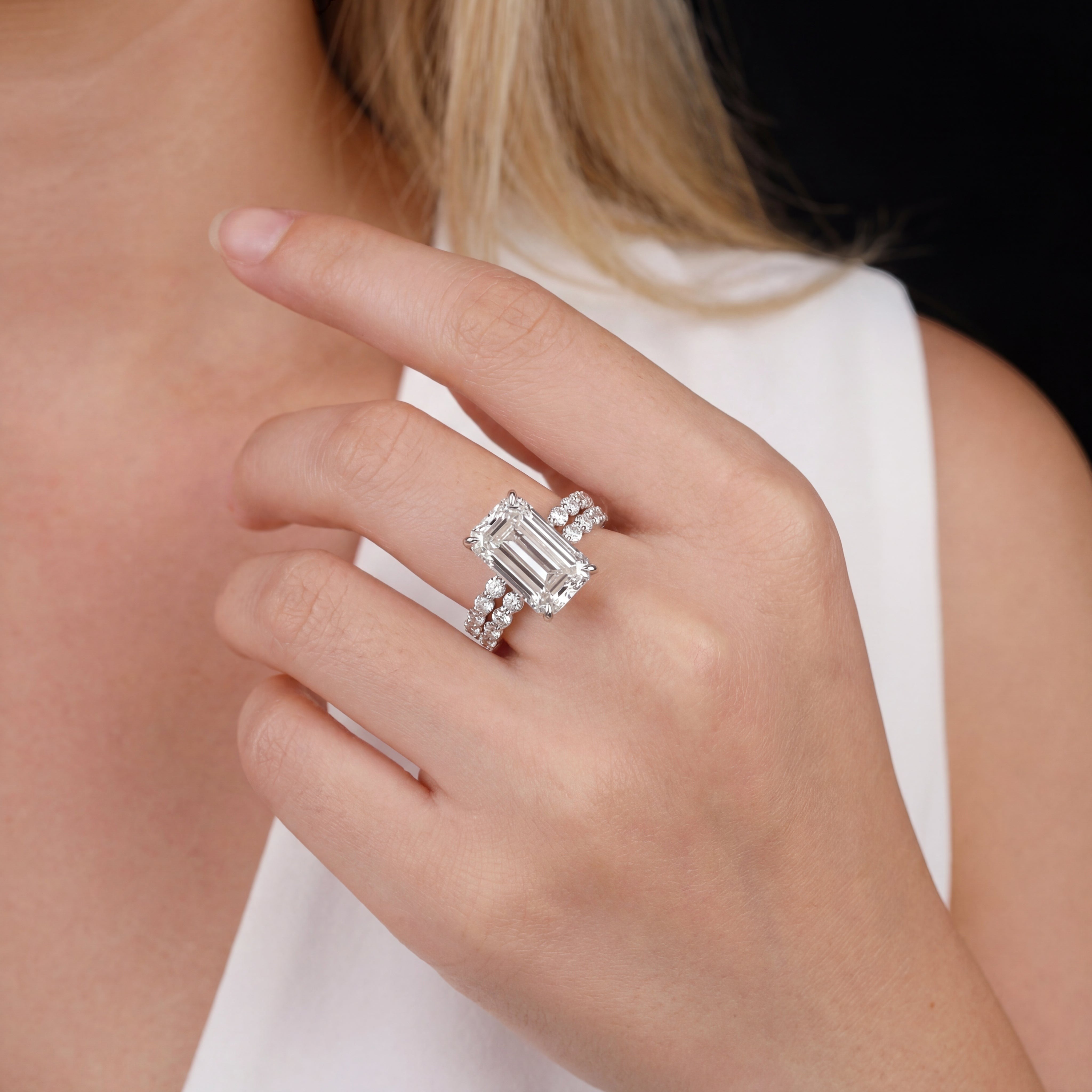 18K White Gold Vermeil, 18K White Gold Vermeil / Lifestyle
