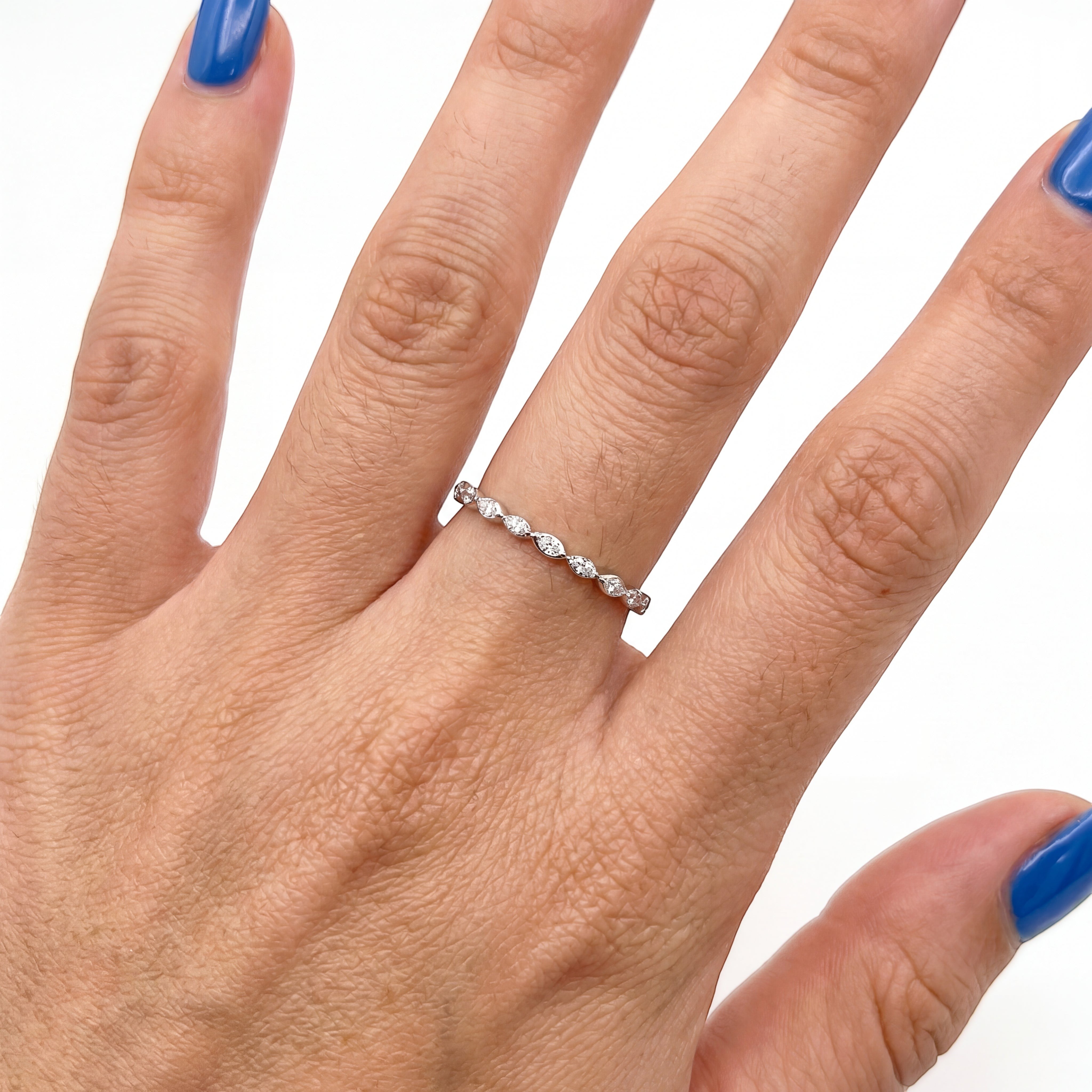 18K White Gold Vermeil, 18K White Gold Vermeil / Lifestyle