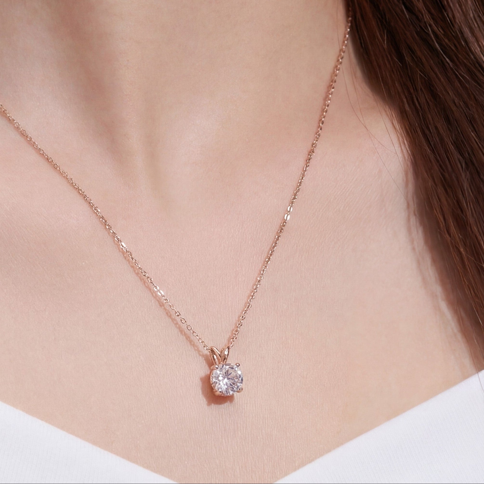 Vérité Lumière Necklace