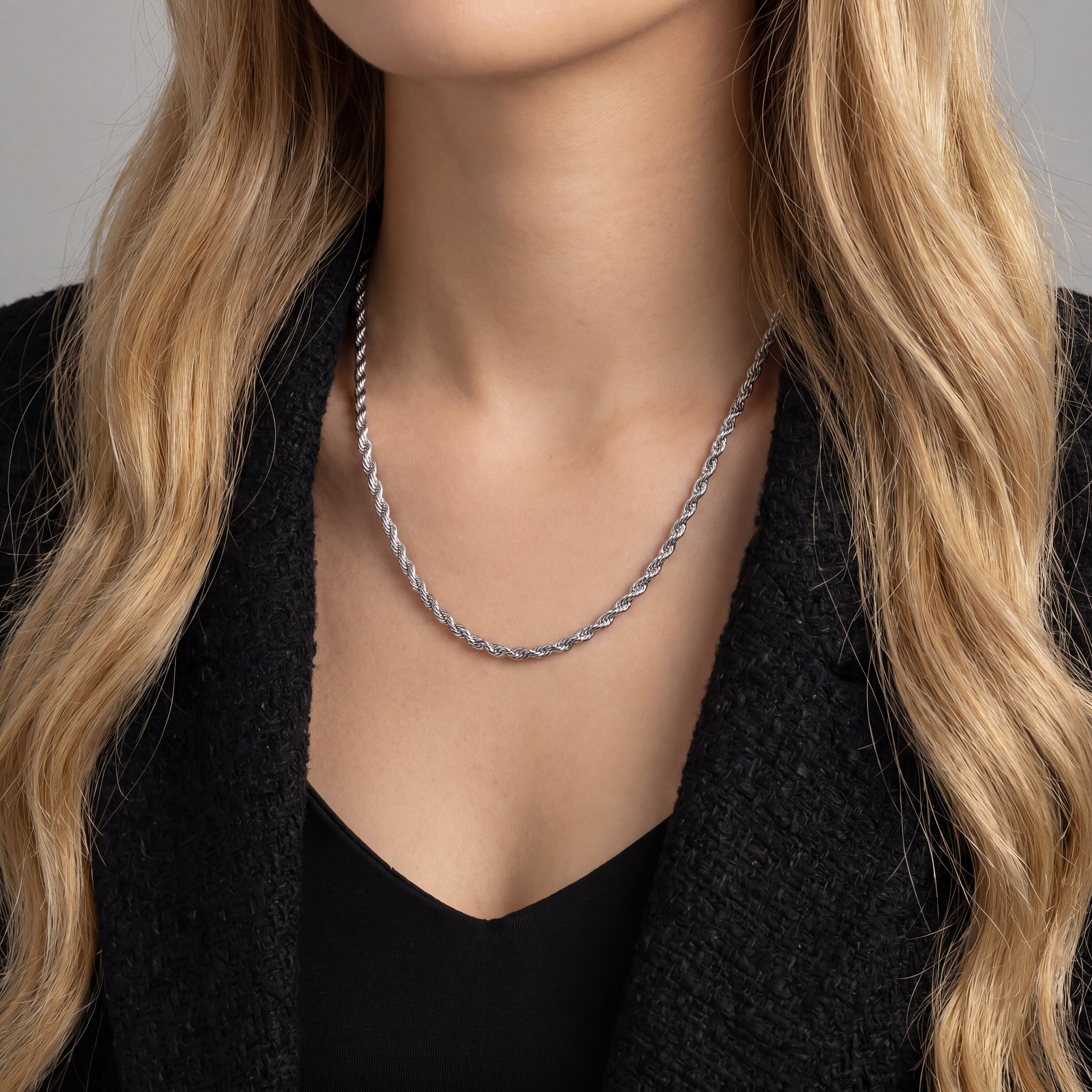 Vérité Rope Chain Necklace