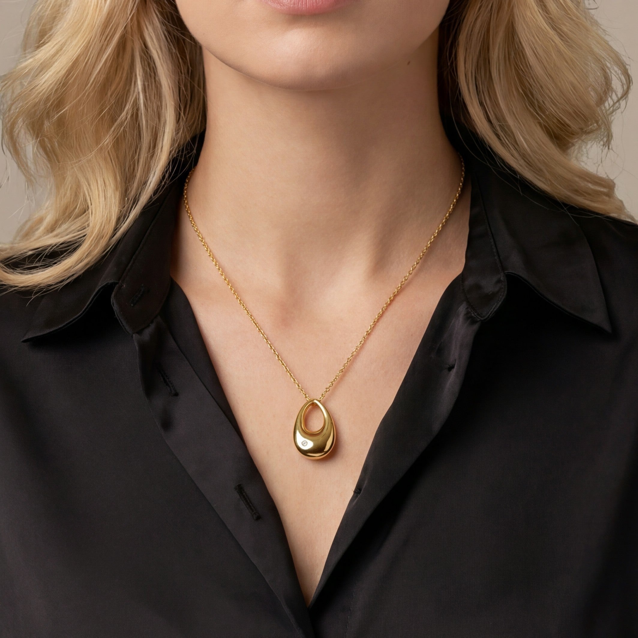 18K Yellow Gold Vermeil, 18K Yellow Gold Vermeil / Lifestyle