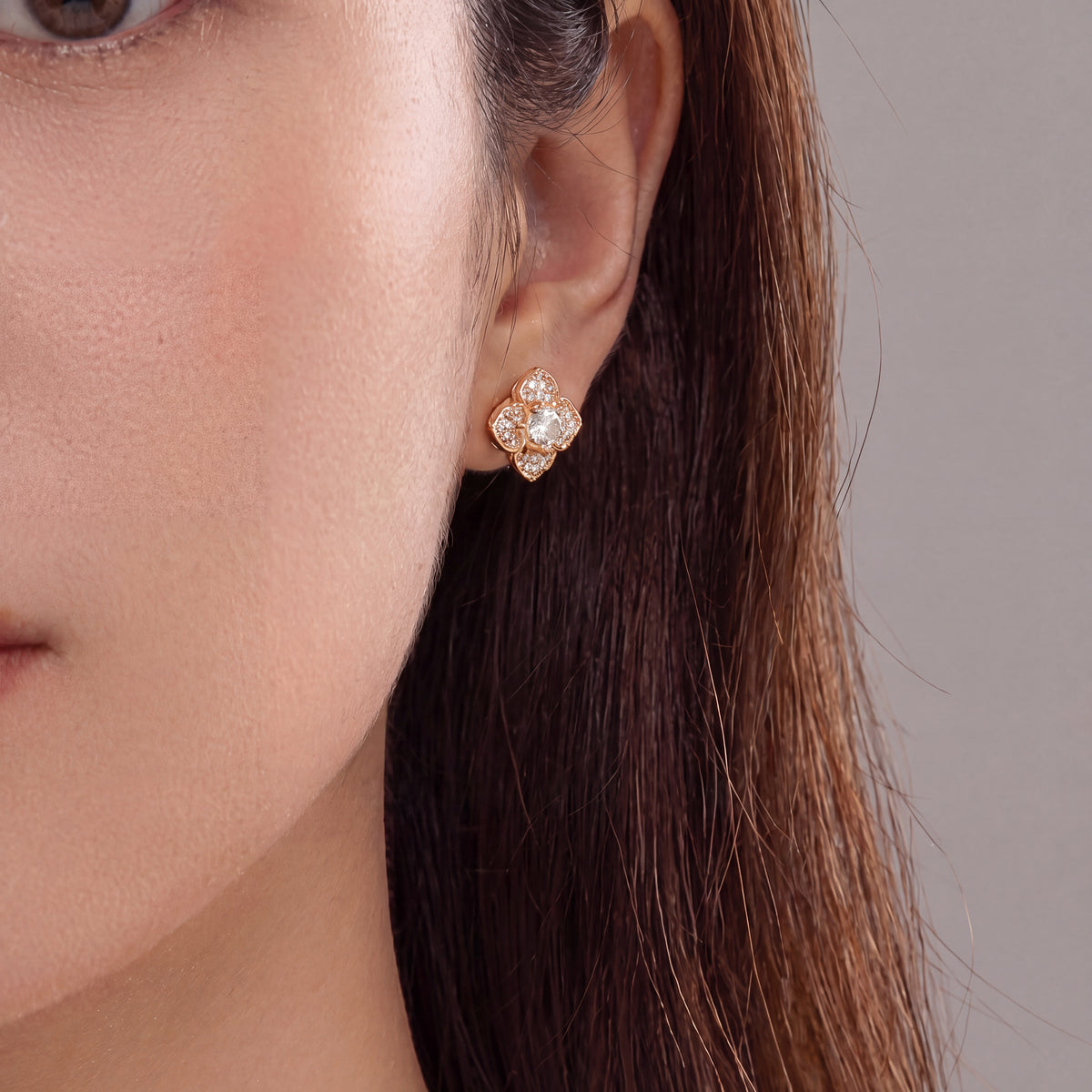 18K Rose Gold Vermeil, 18K Rose Gold Vermeil / Lifestyle
