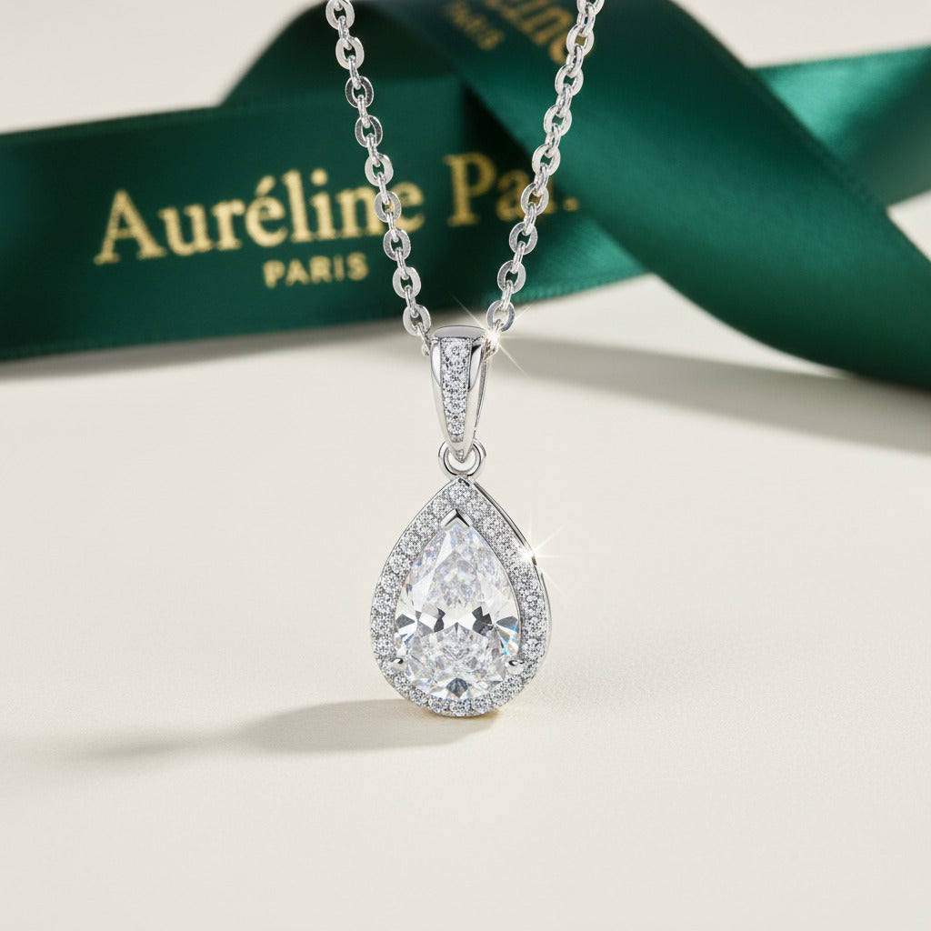 Larme de Lumière Necklace