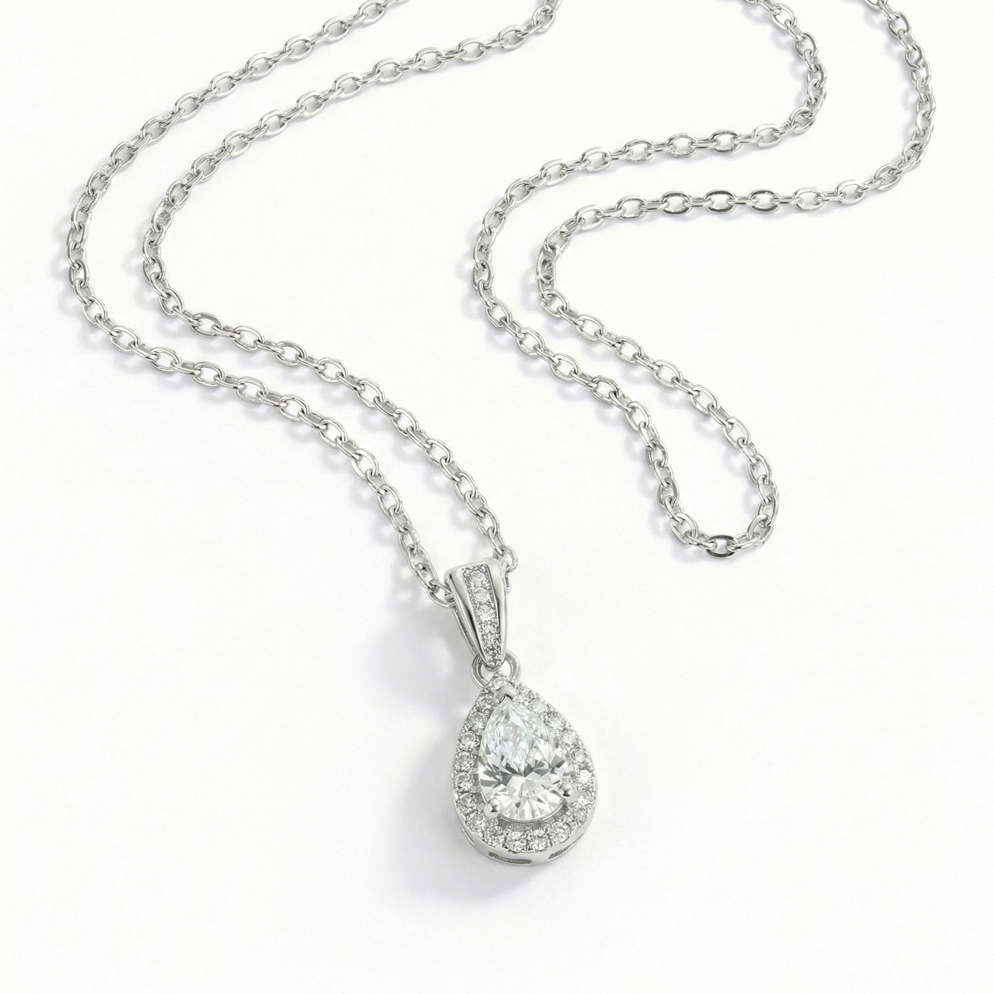 Larme de Lumière Necklace