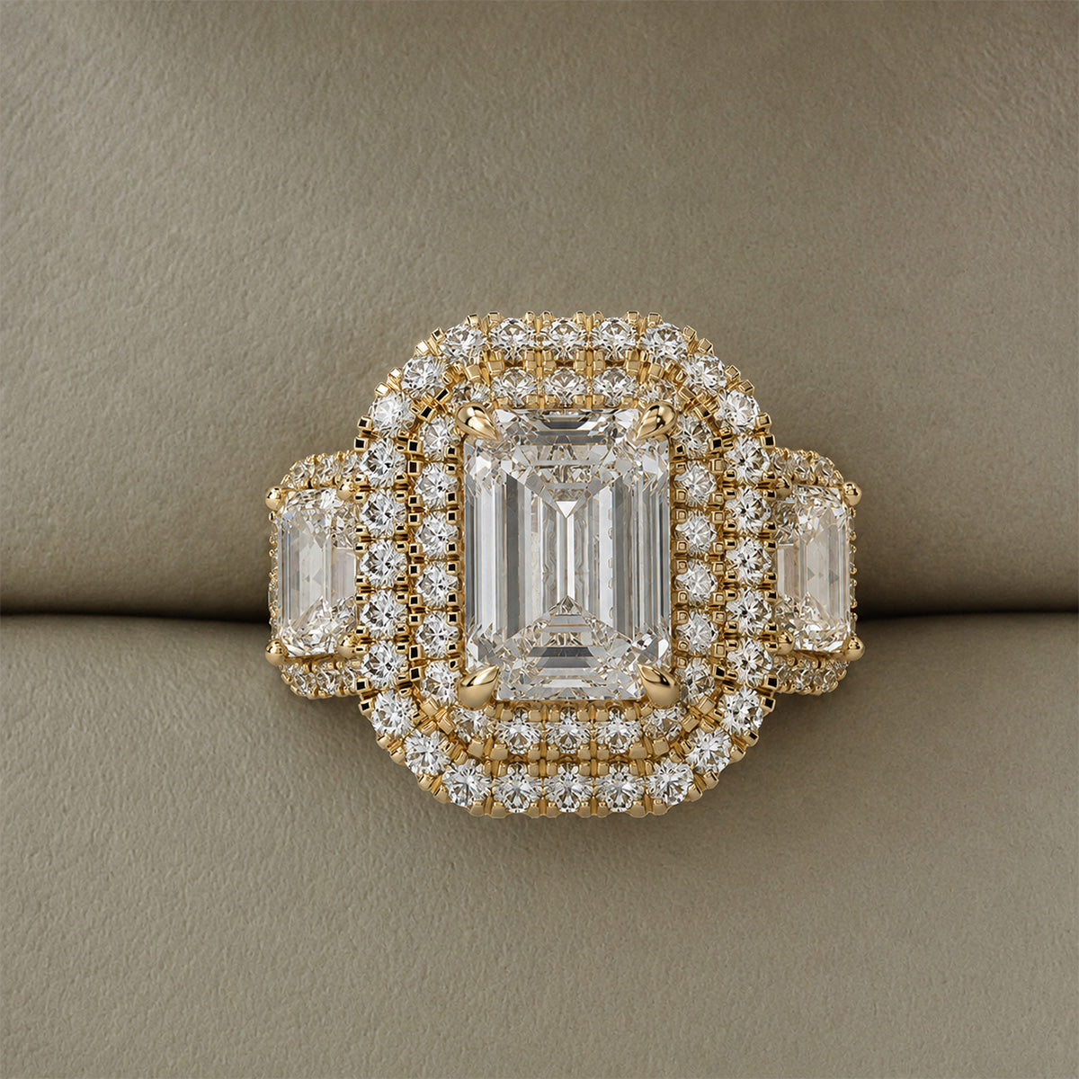 18K Yellow Gold Vermeil, 18K Yellow Gold Vermeil / Lifestyle