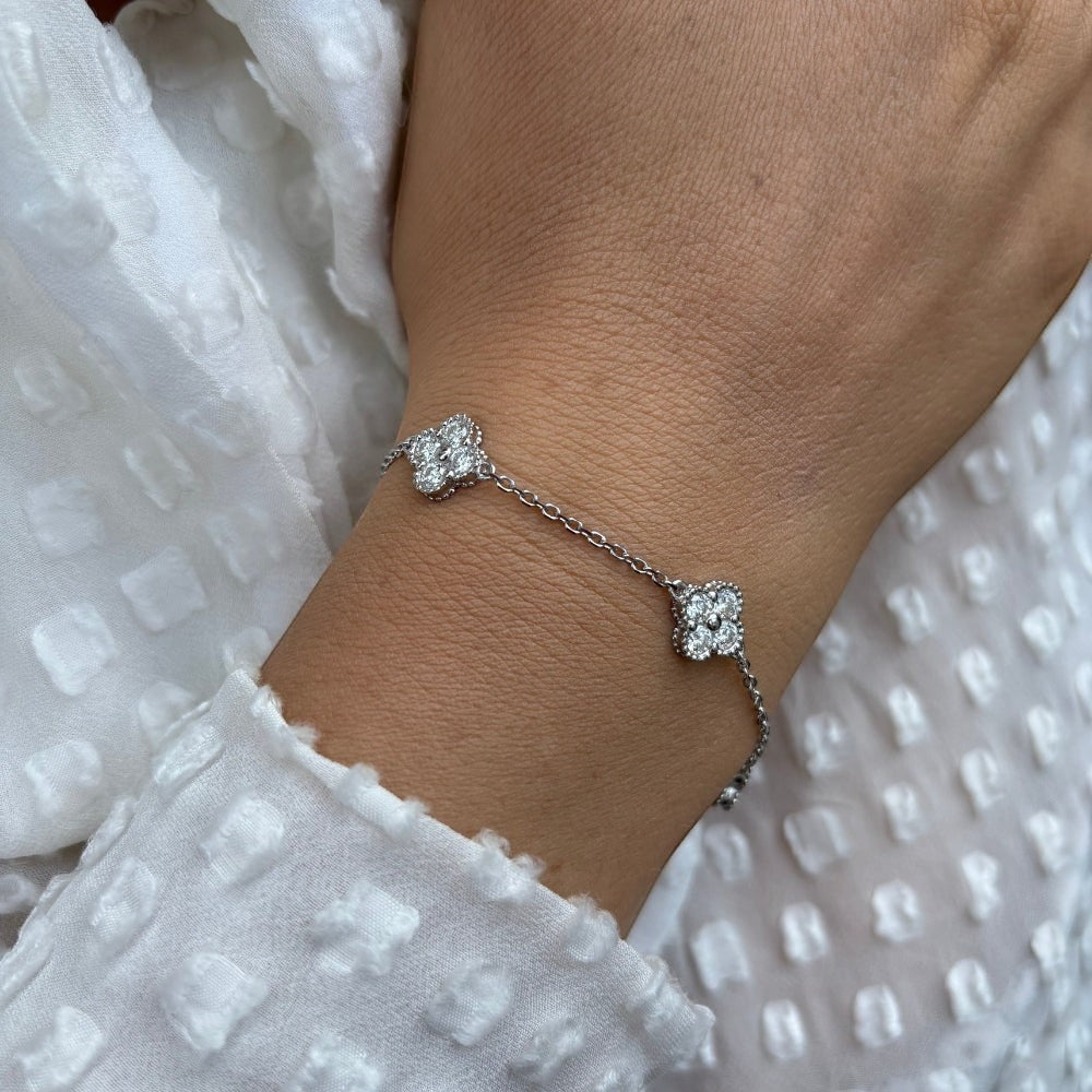 18K White Gold Vermeil, 18K White Gold Vermeil / Lifestyle