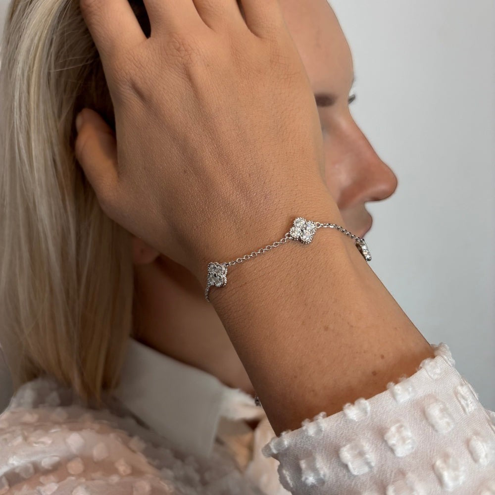 18K White Gold Vermeil, 18K White Gold Vermeil / Lifestyle