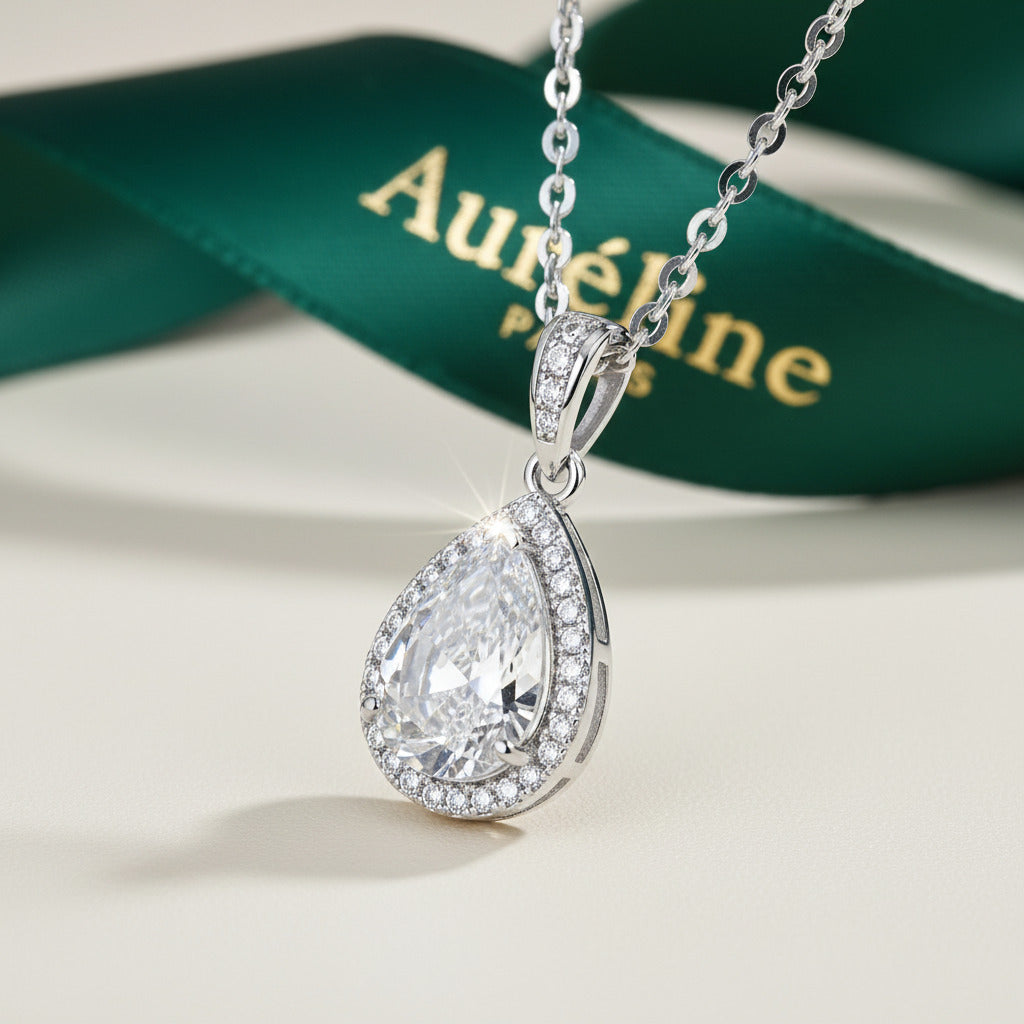 Larme de Lumière Necklace