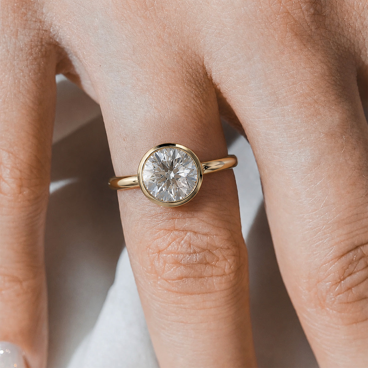 18K Yellow Gold Vermeil, 18K Yellow Gold Vermeil / Lifestyle