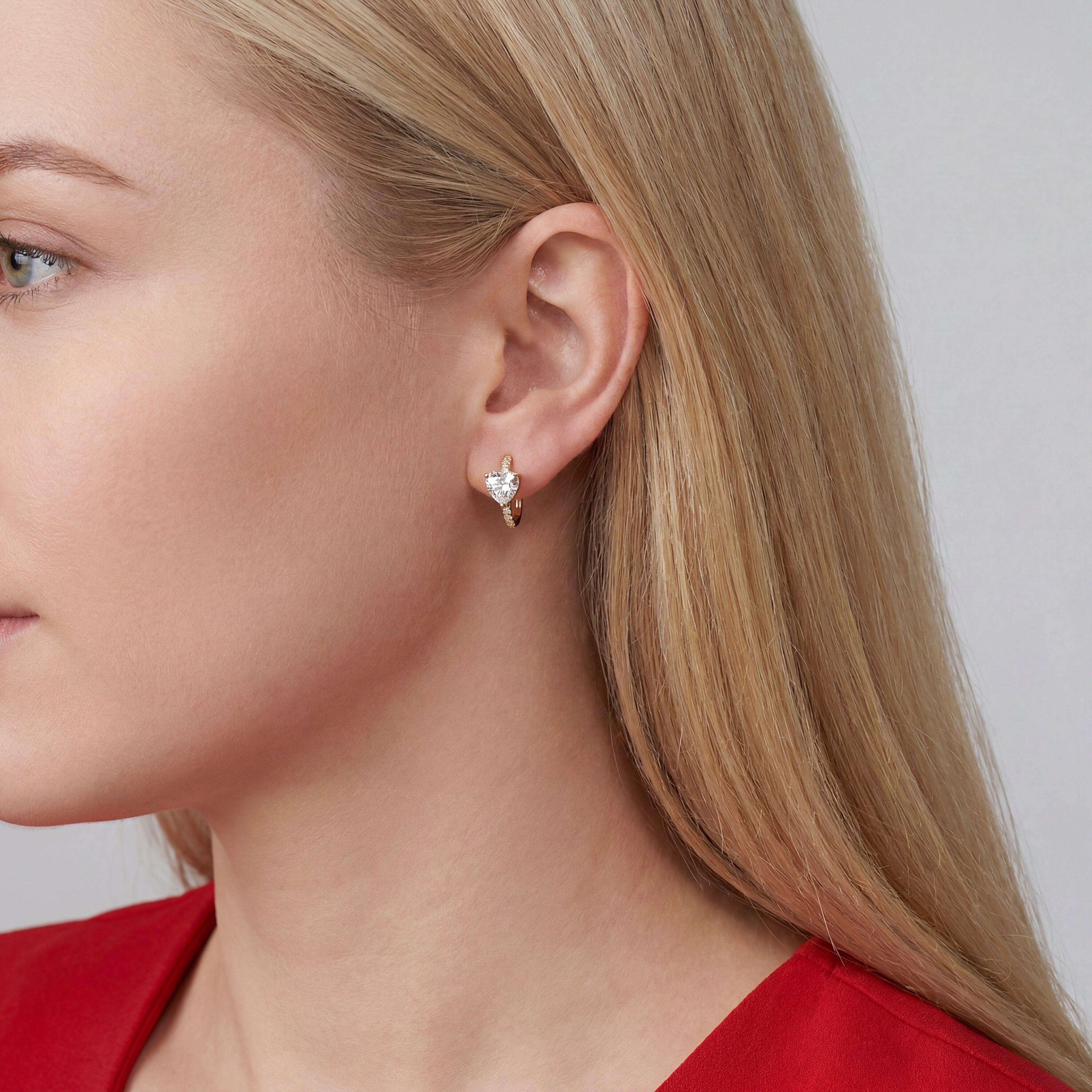 Cœur Éclat Huggie Earrings