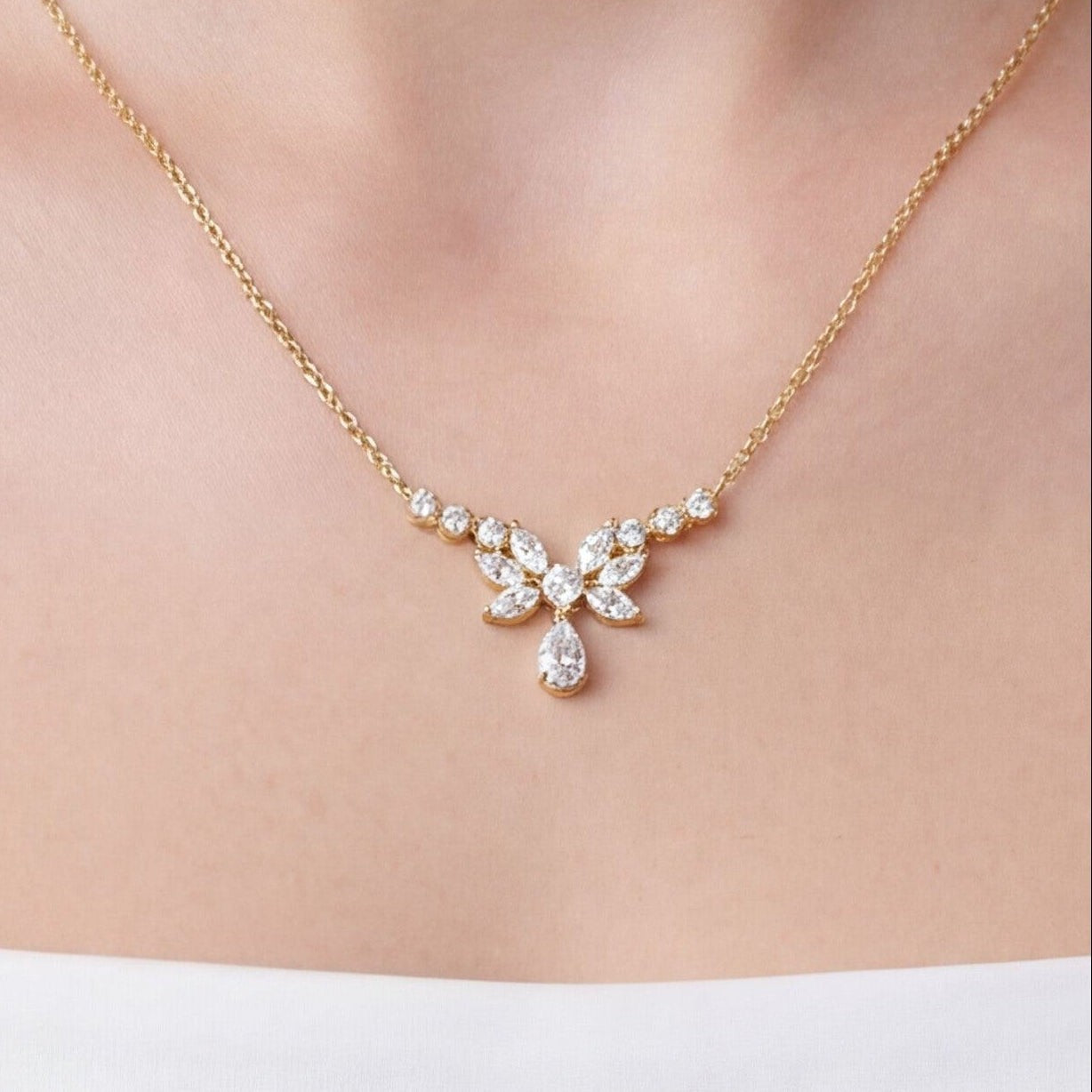 18K Yellow Gold Vermeil, 18K Yellow Gold Vermeil / Lifestyle