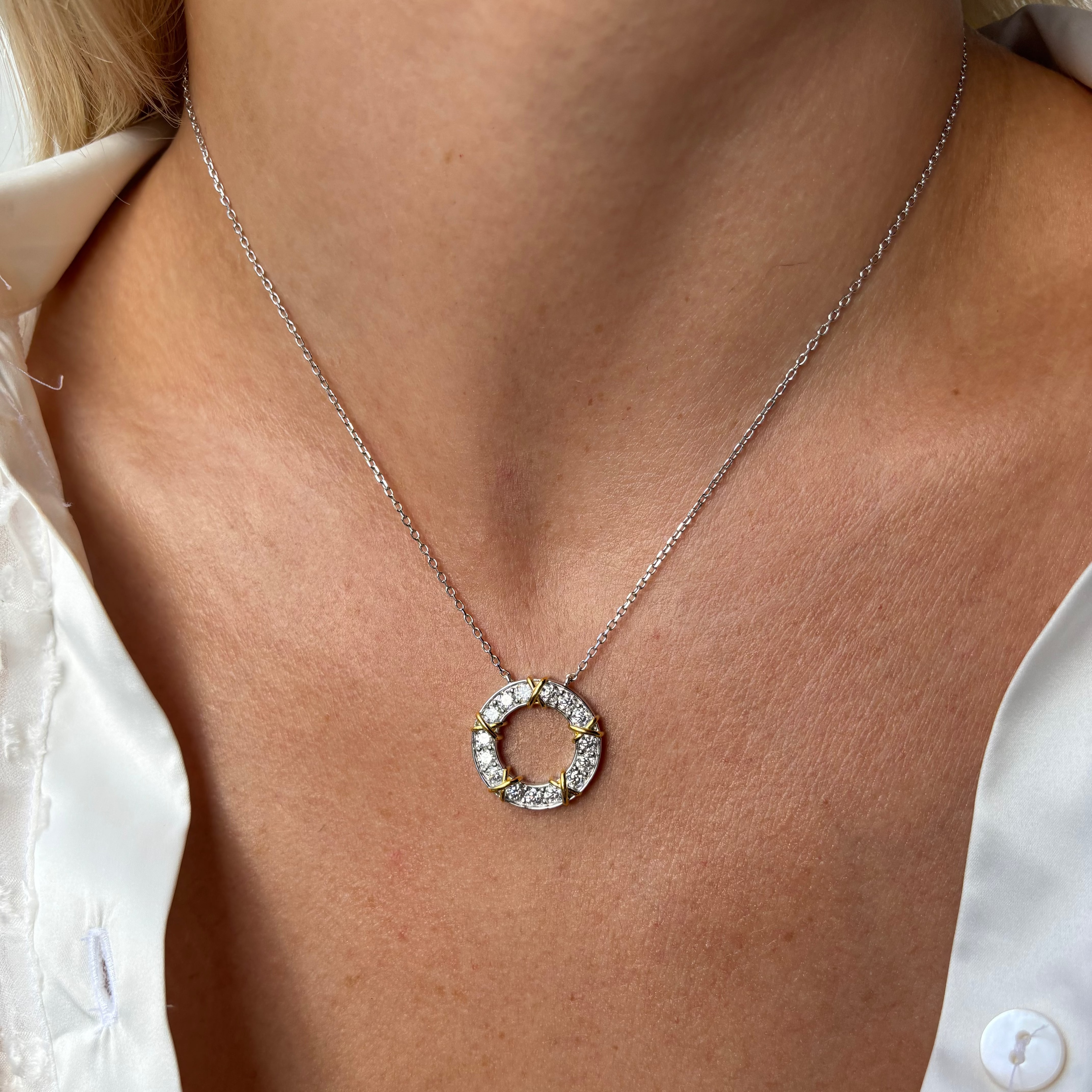 Croisée Necklace