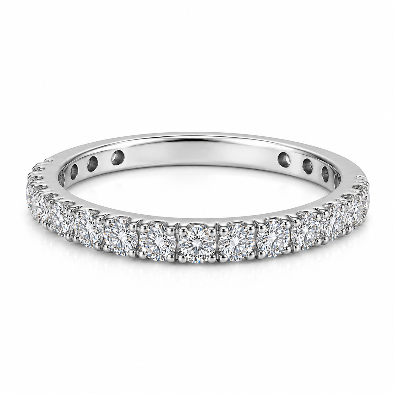 Luméa Eternity Band