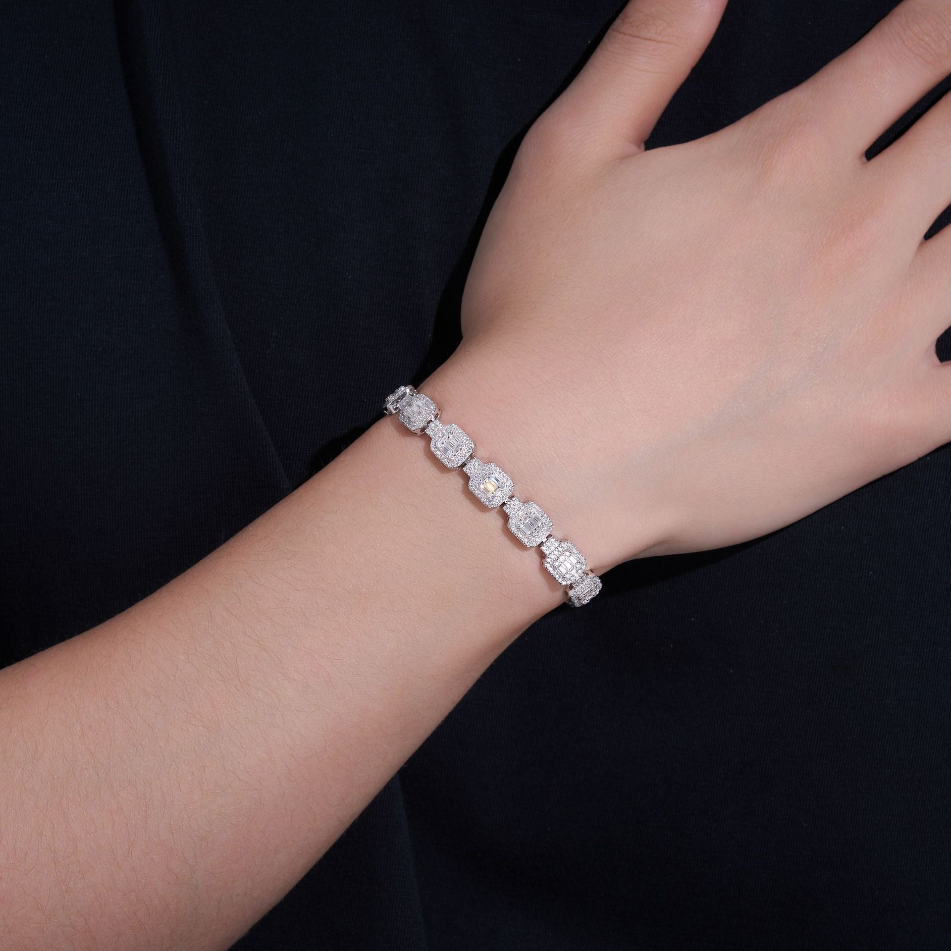 Éclat Grid Tennis Bracelet