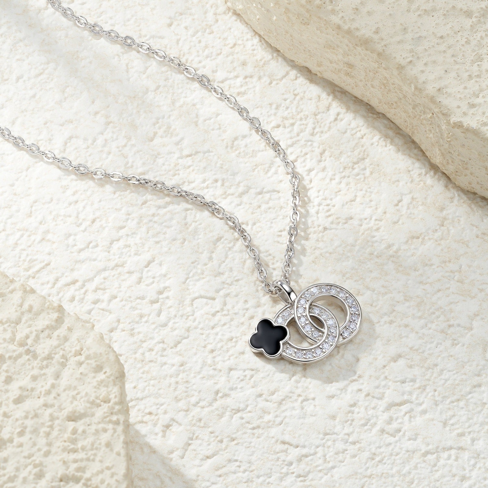 18K White Gold Vermeil