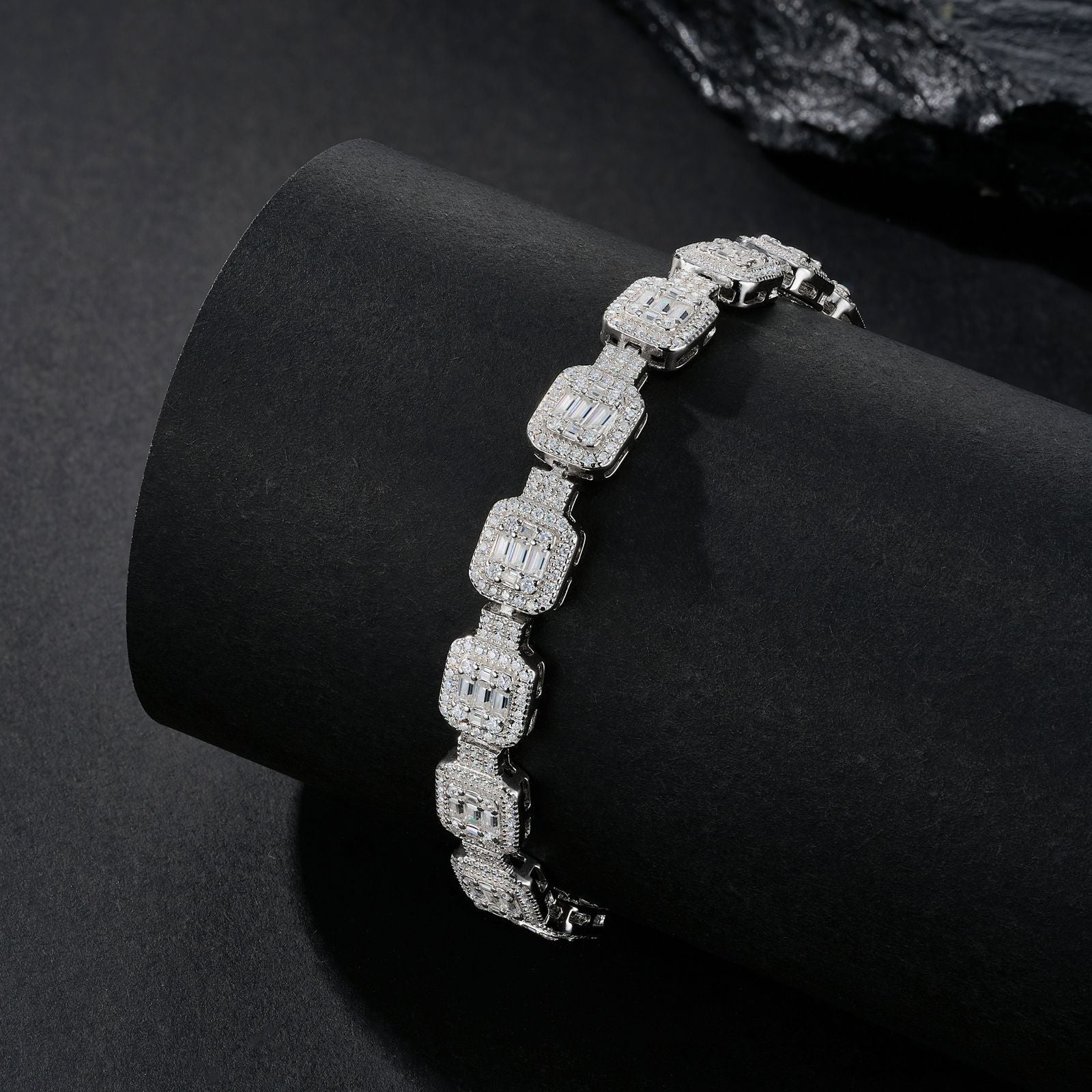 Éclat Grid Tennis Bracelet