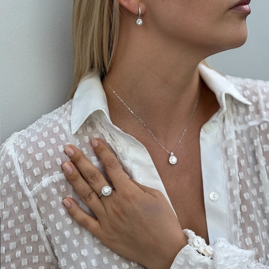 18K White Gold Vermeil, 18K White Gold Vermeil / Lifestyle
