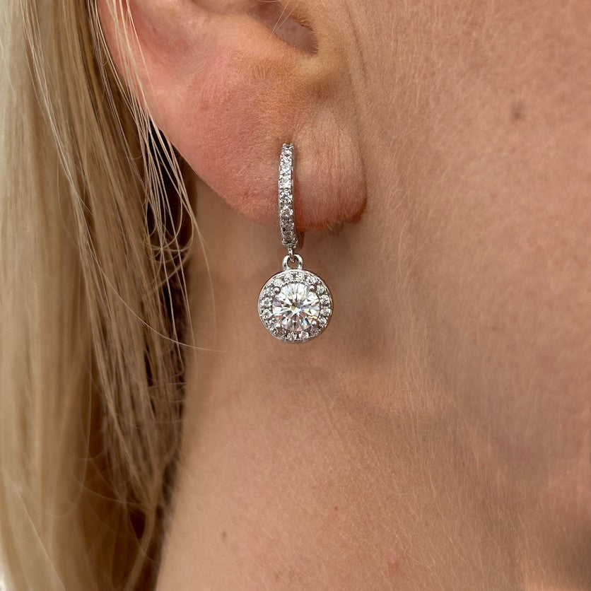18K White Gold Vermeil, 18K White Gold Vermeil / Lifestyle