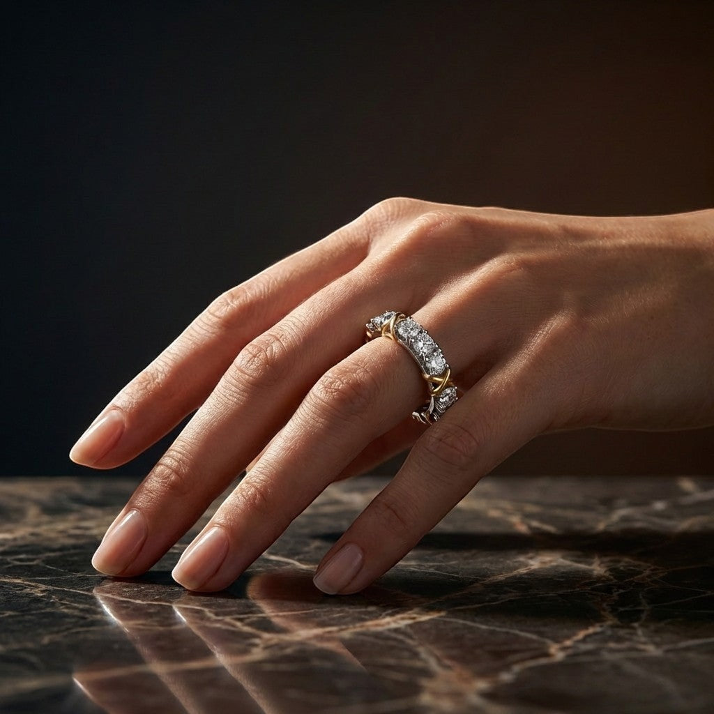 18K White Gold Vermeil, 18K White Gold Vermeil / Lifestyle