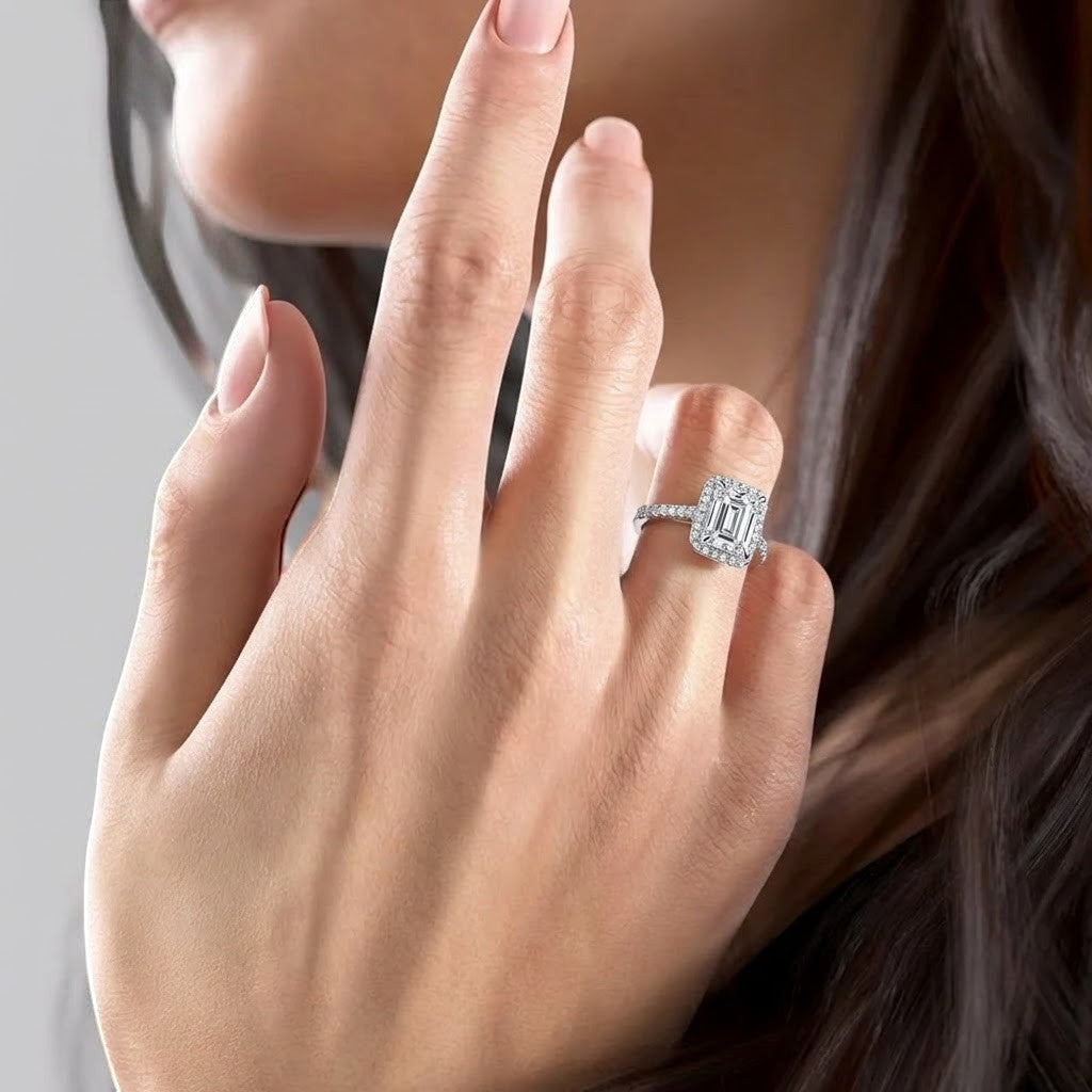 18K White Gold Vermeil, 18K White Gold Vermeil / Lifestyle
