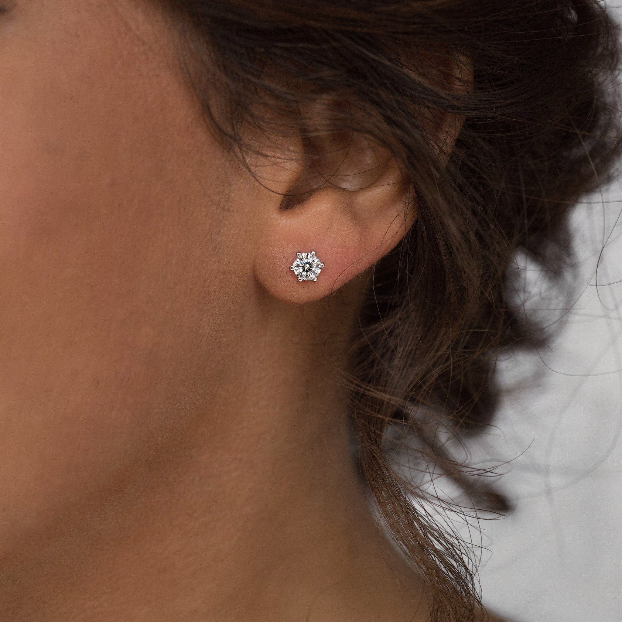 18K White Gold Vermeil, 18K White Gold Vermeil / Lifestyle