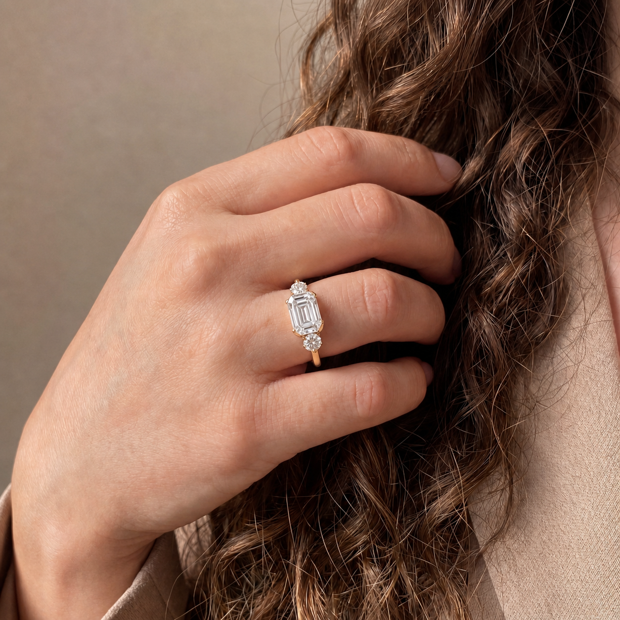 Élira Radiant Trilogy Ring