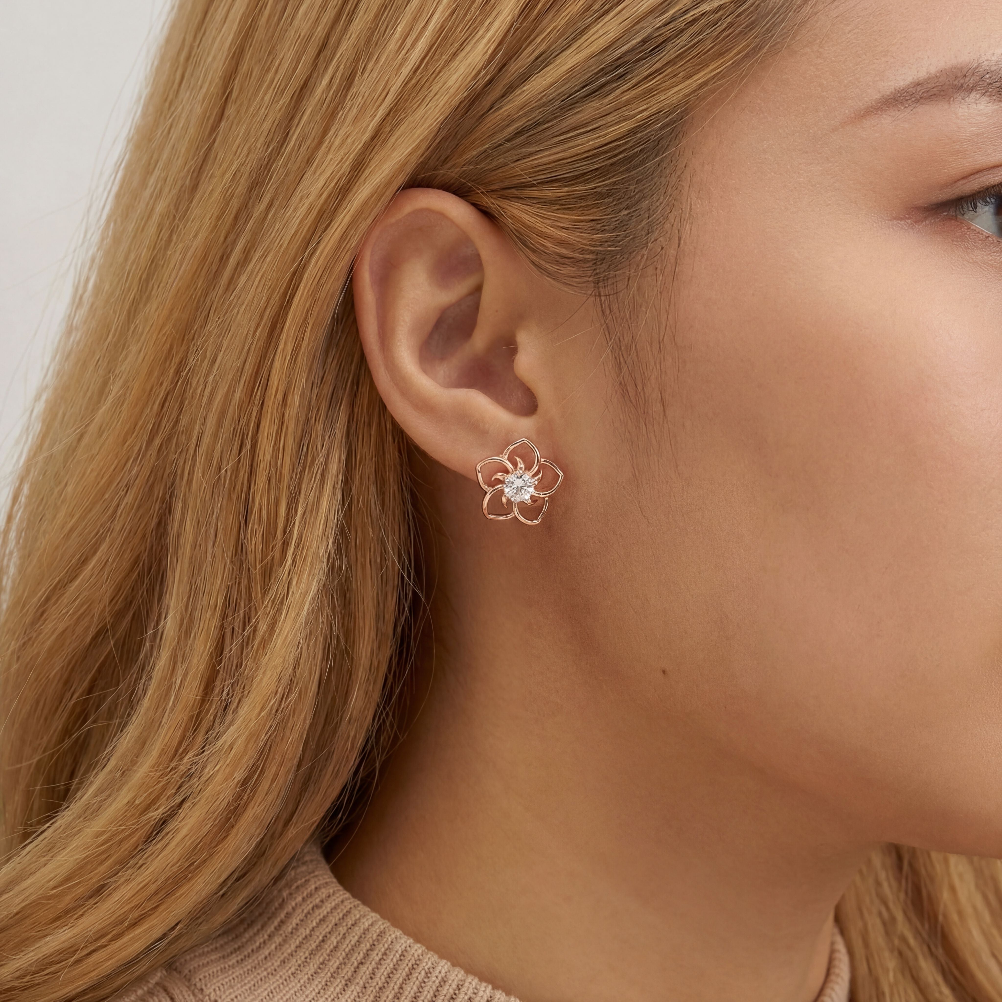 Luméa Bloom Stud Earrings