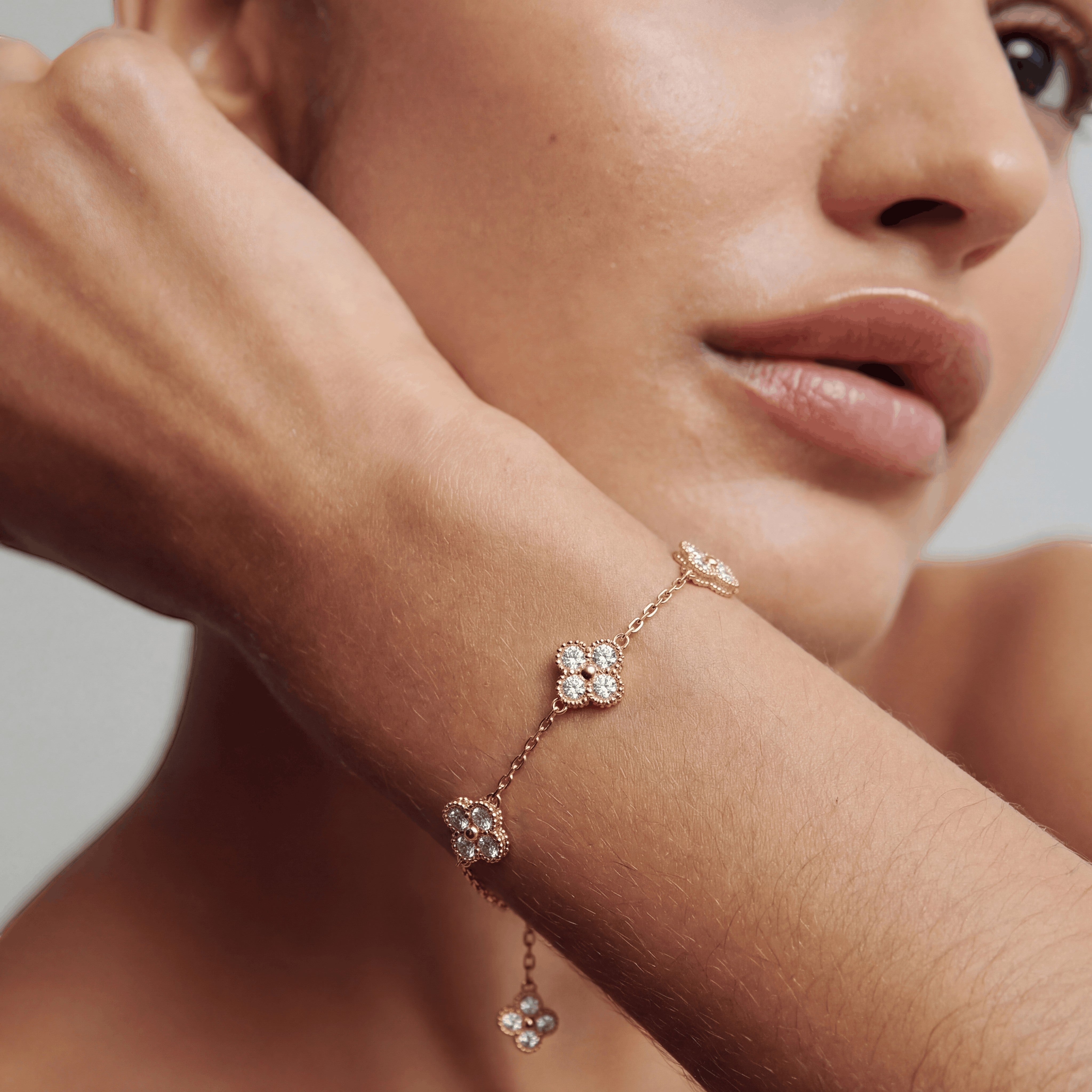 18K Yellow Gold Vermeil, 18K Yellow Gold Vermeil / Lifestyle