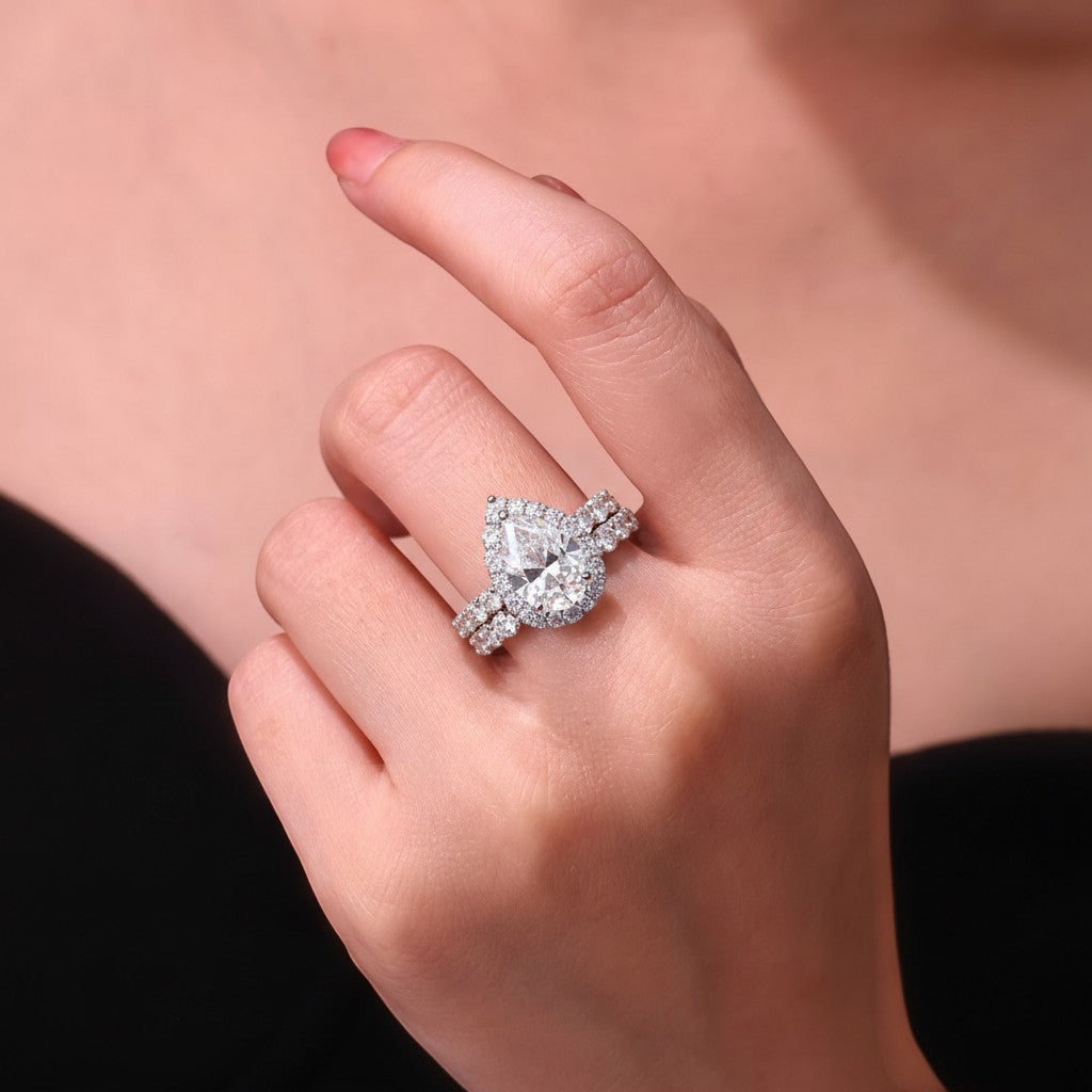 18K White Gold Vermeil, 18K White Gold Vermeil / Lifestyle