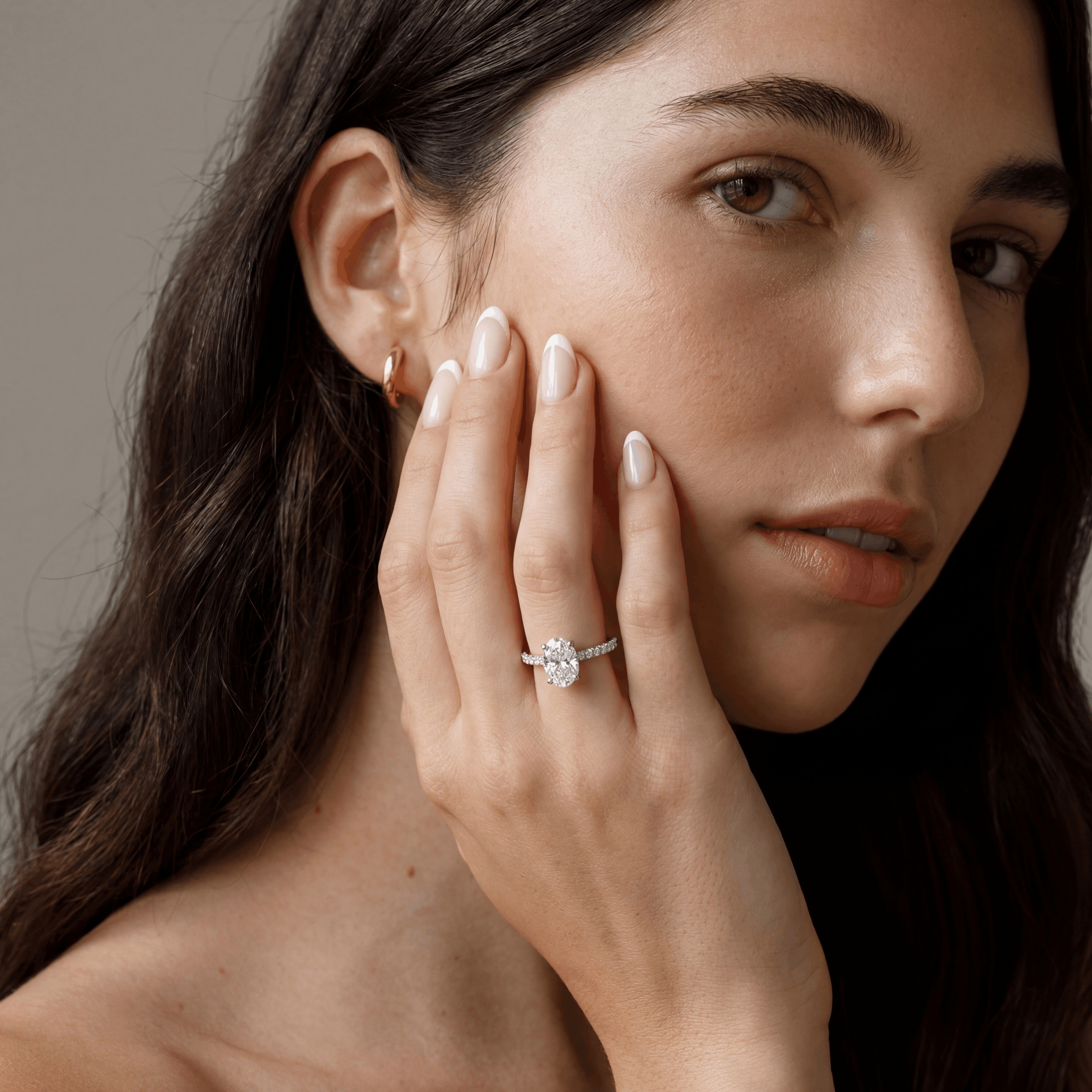 18K White Gold Vermeil, 18K White Gold Vermeil / Lifestyle