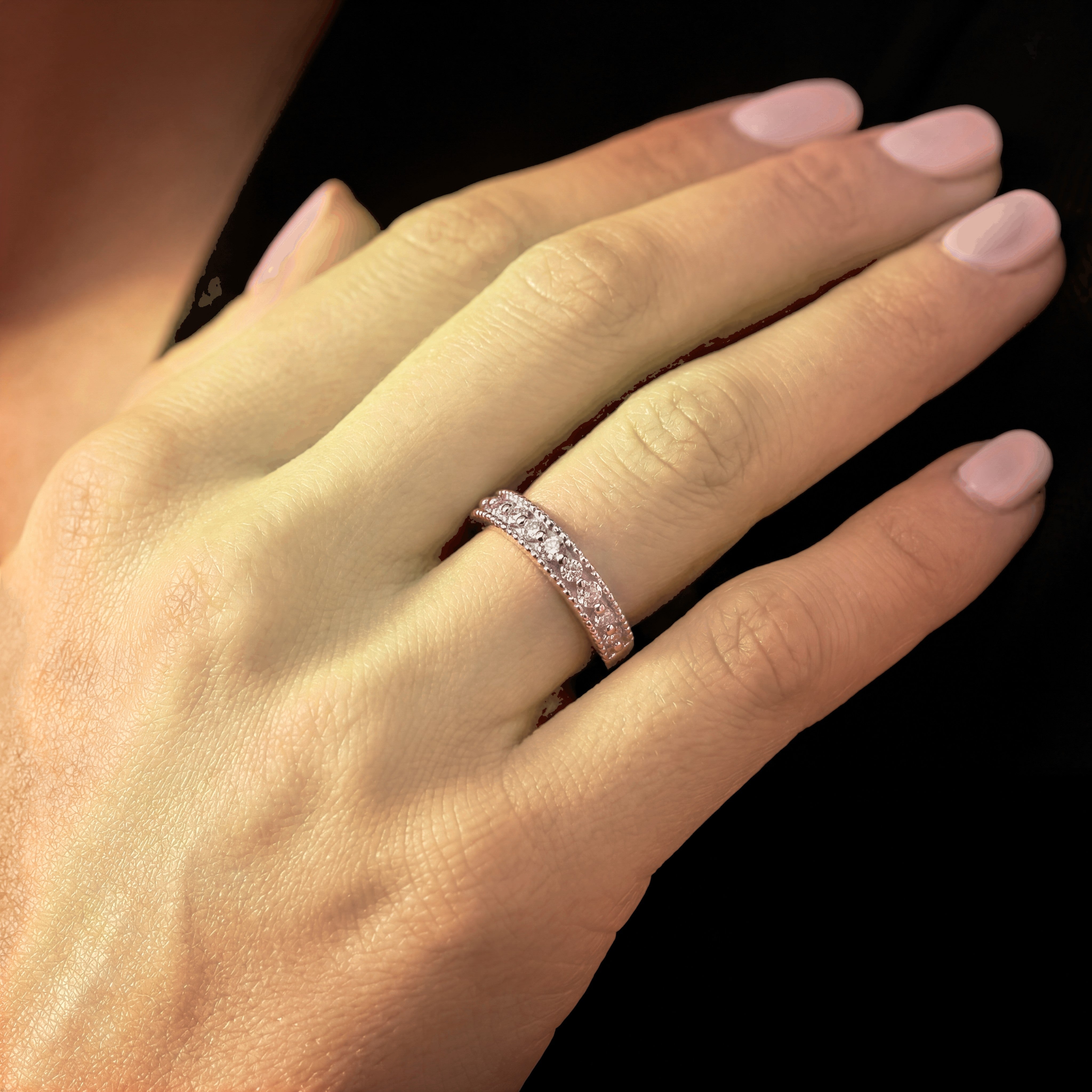 18K White Gold Vermeil, 18K White Gold Vermeil / Lifestyle