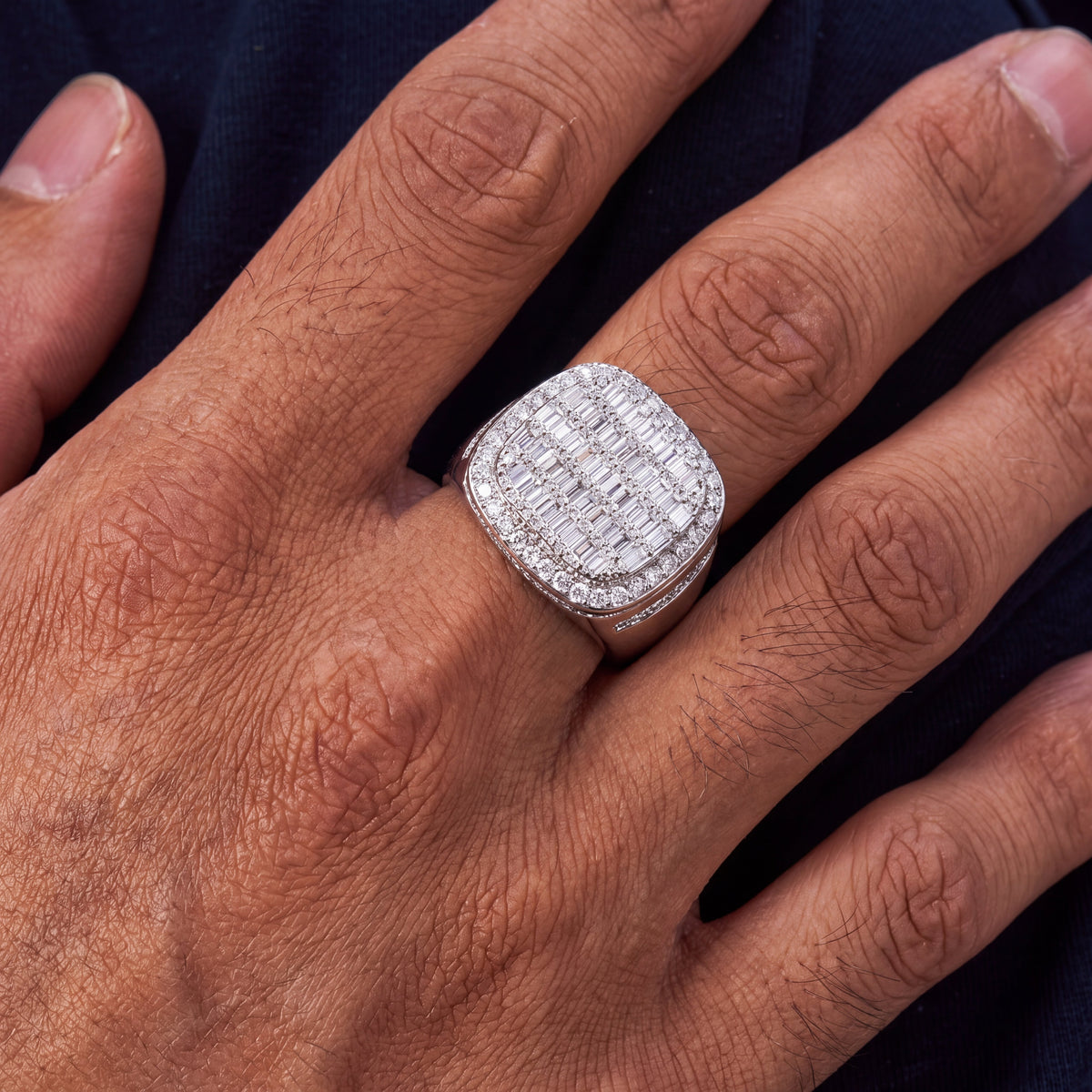 18K White Gold Vermeil, 18K White Gold Vermeil / Lifestyle