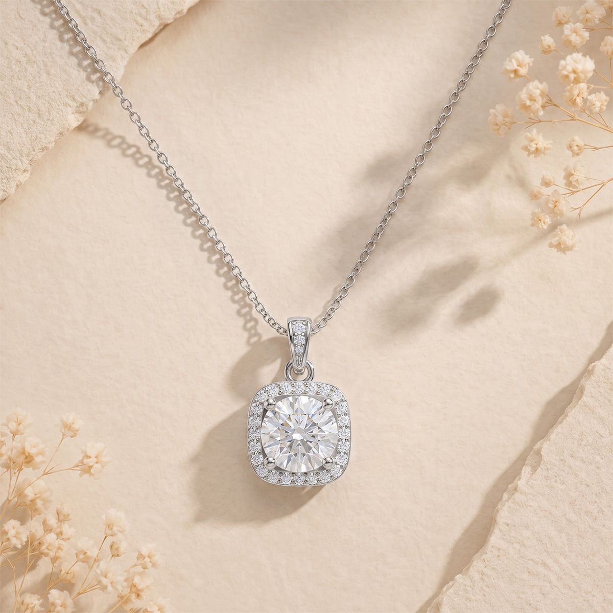 18K White Gold Vermeil, 18K White Gold Vermeil / Lifestyle