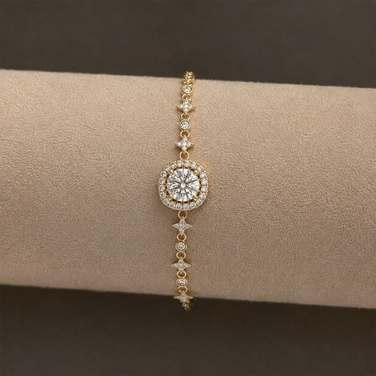 18K Yellow Gold Vermeil, 18K Yellow Gold Vermeil / Lifestyle