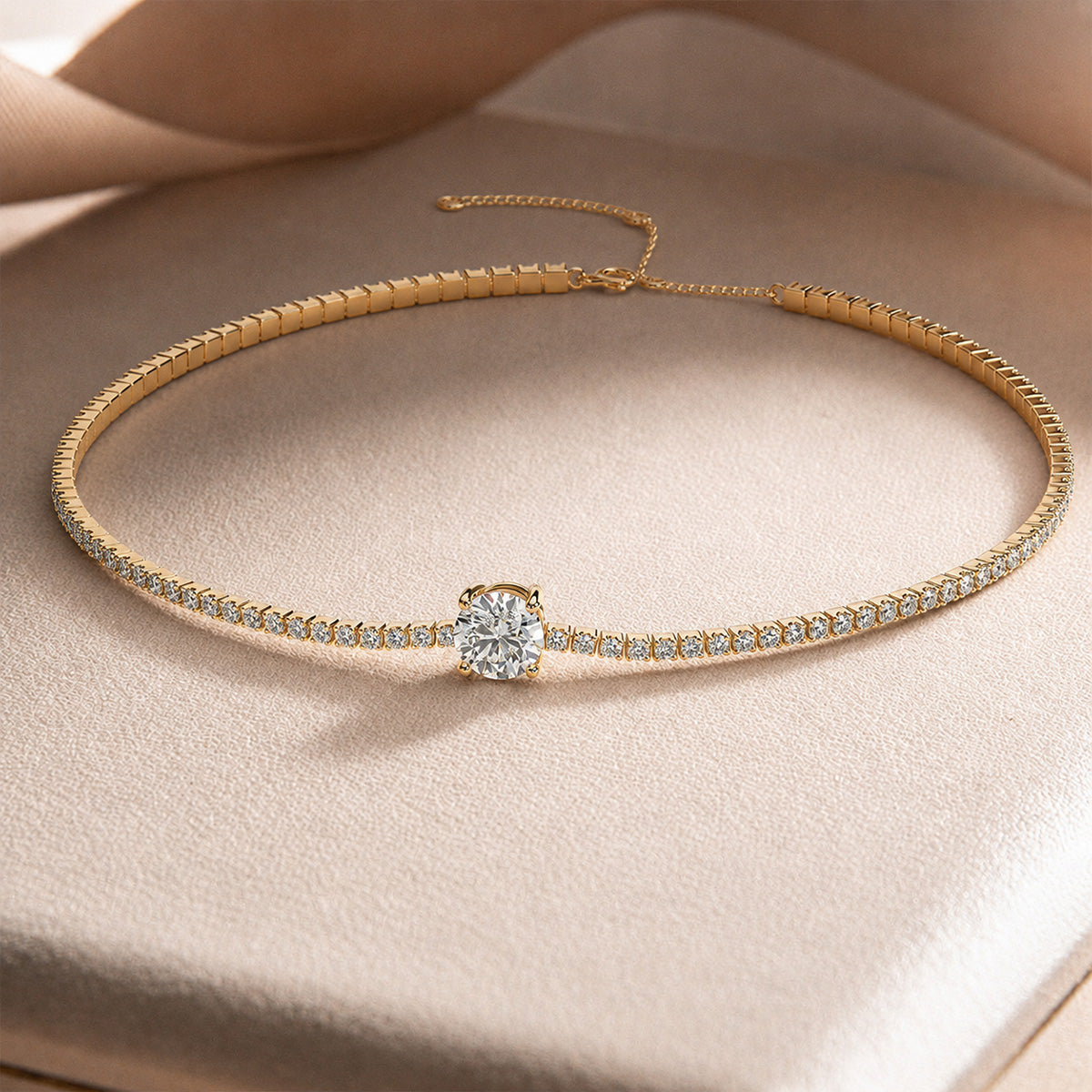 18K Yellow Gold Vermeil, 18K Yellow Gold Vermeil / Lifestyle