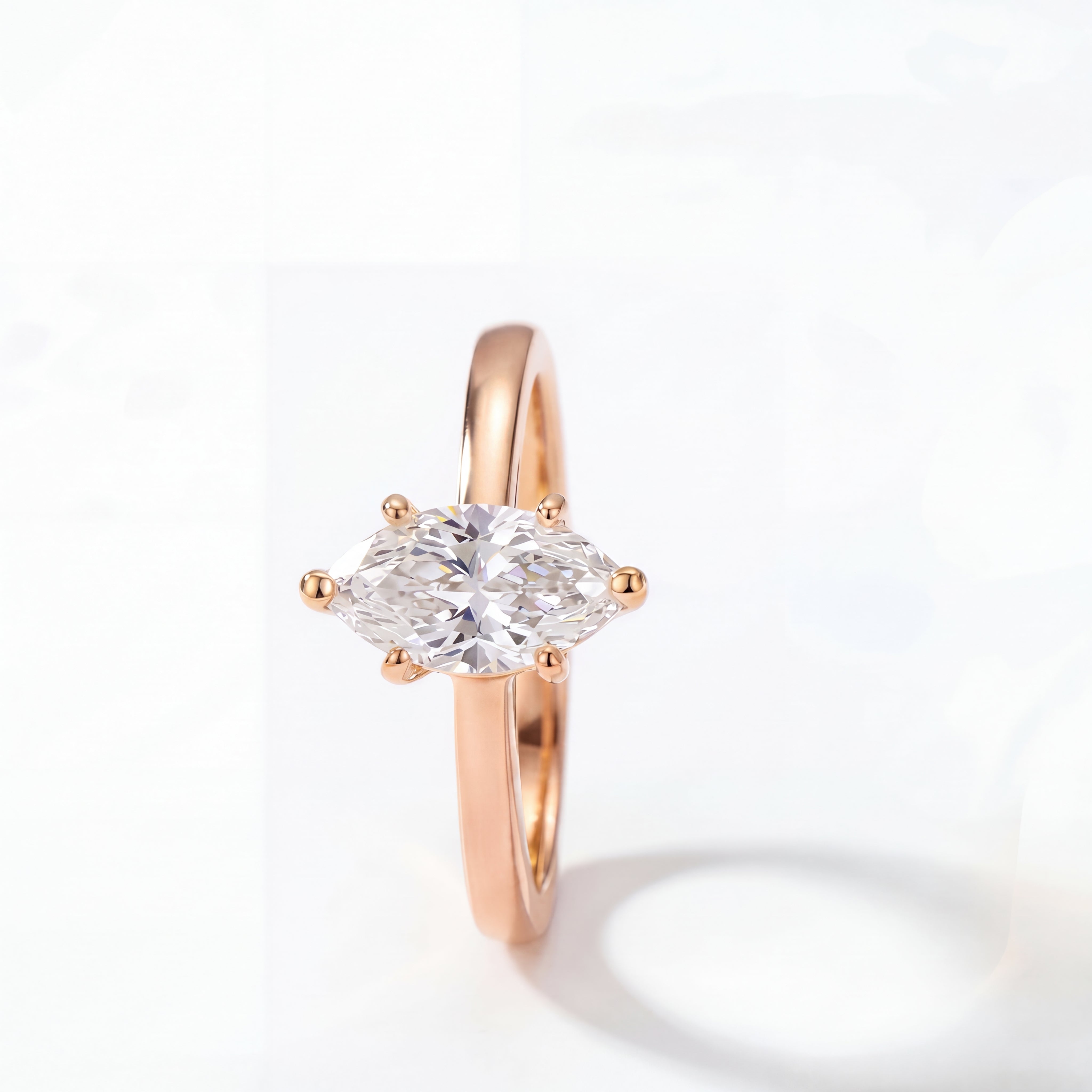 Navette Brillante Ring