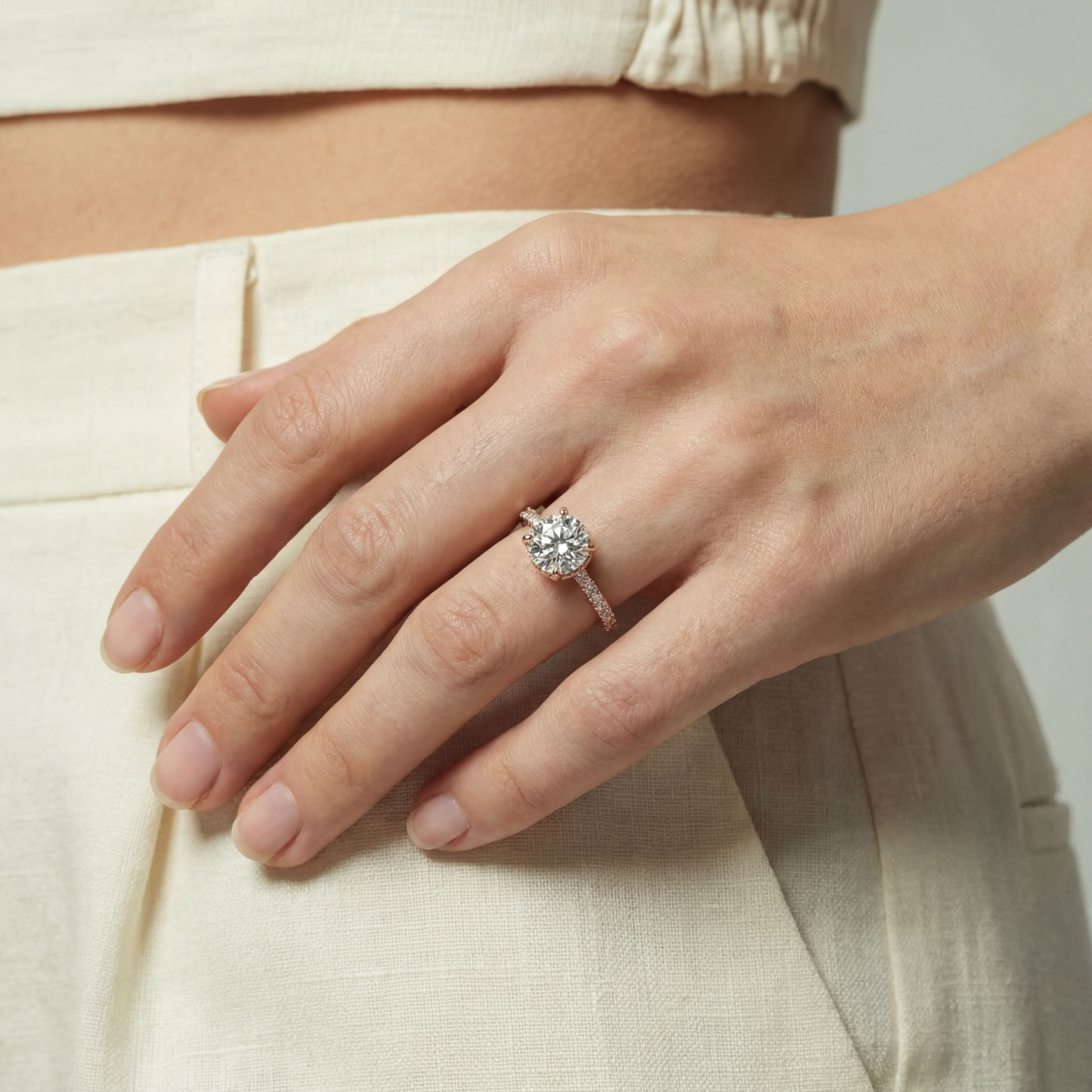 Veloura Halo Ring