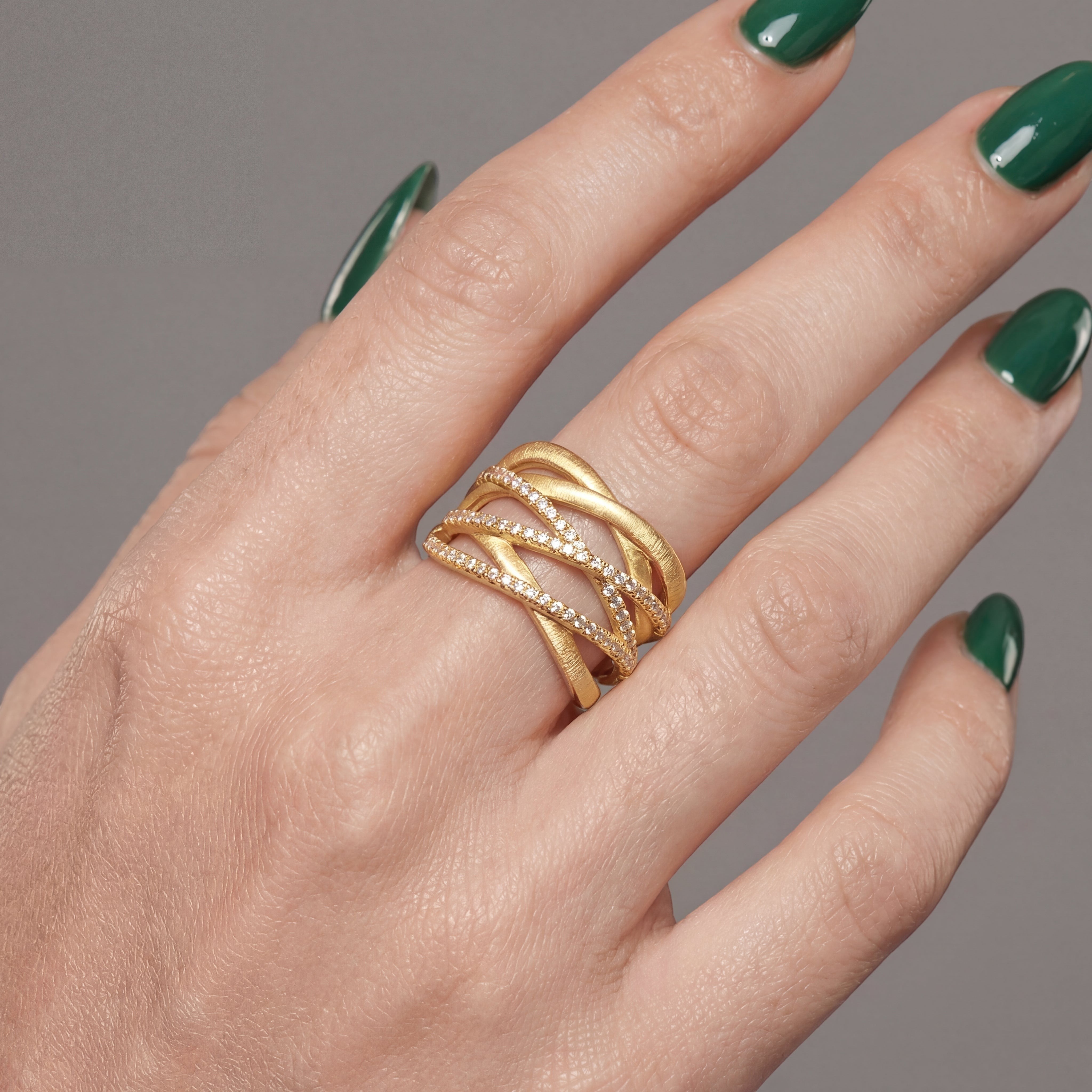 18K Yellow Gold Vermeil, 18K Yellow Gold Vermeil / Lifestyle