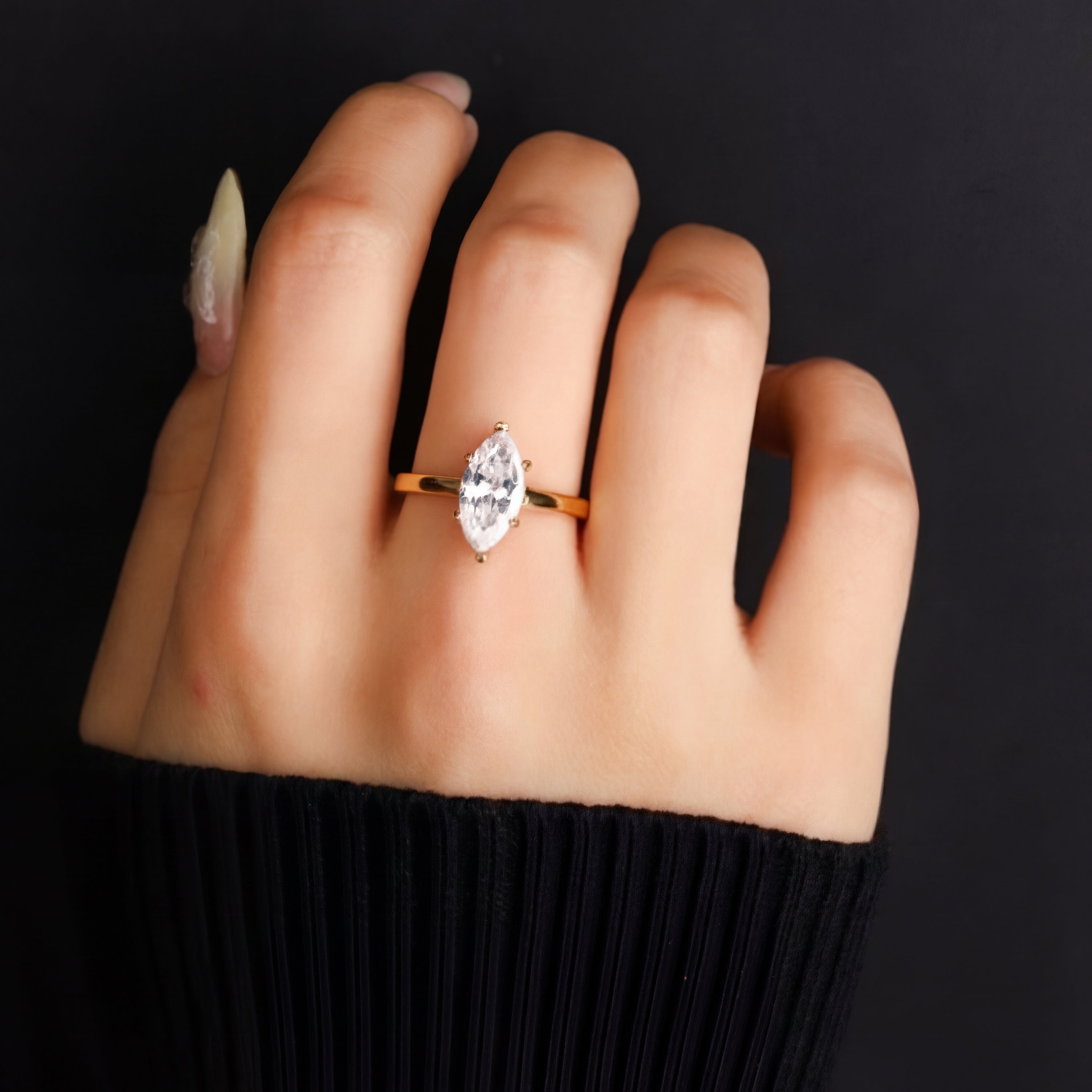 Maréva Solitaire Ring