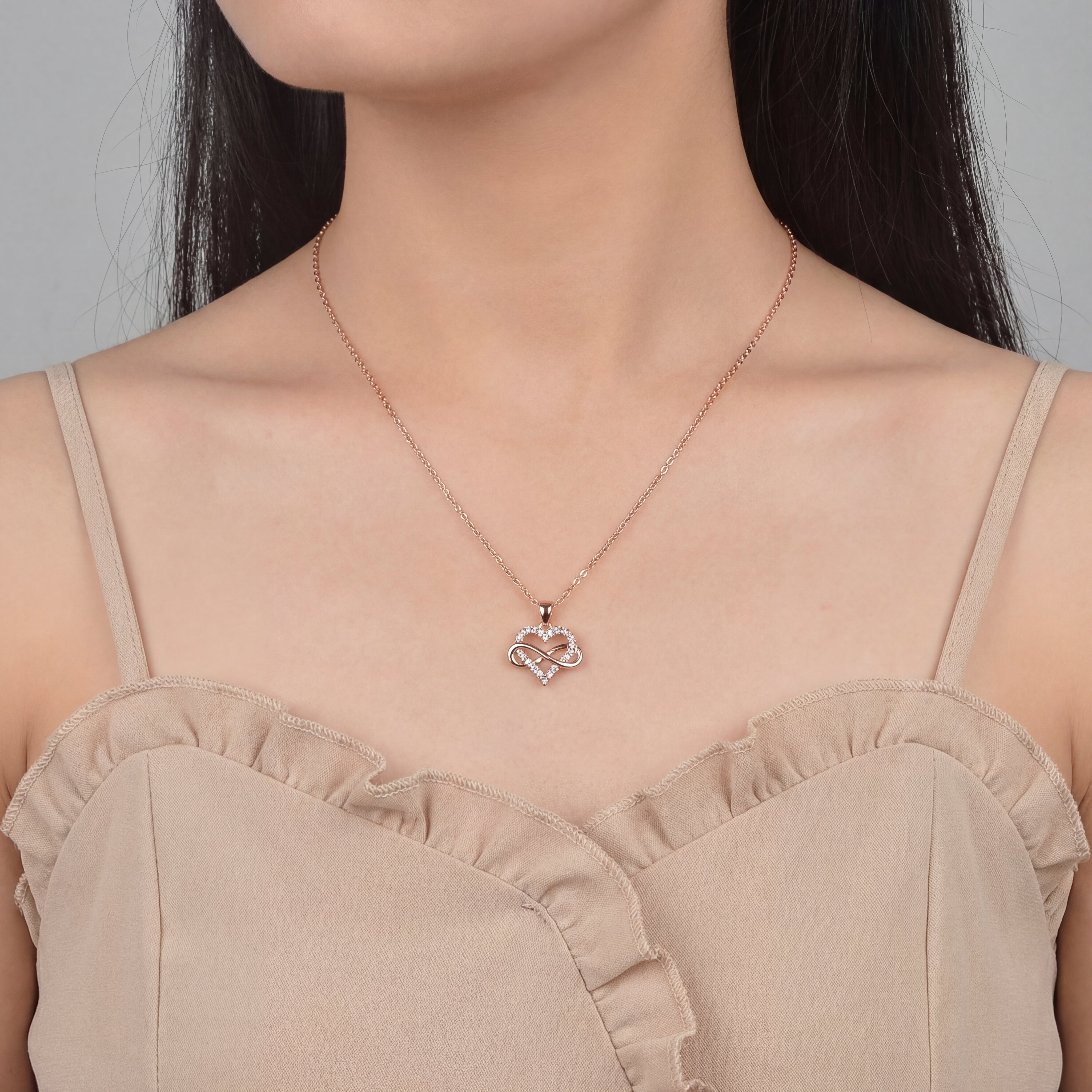 Infini Cœur Necklace