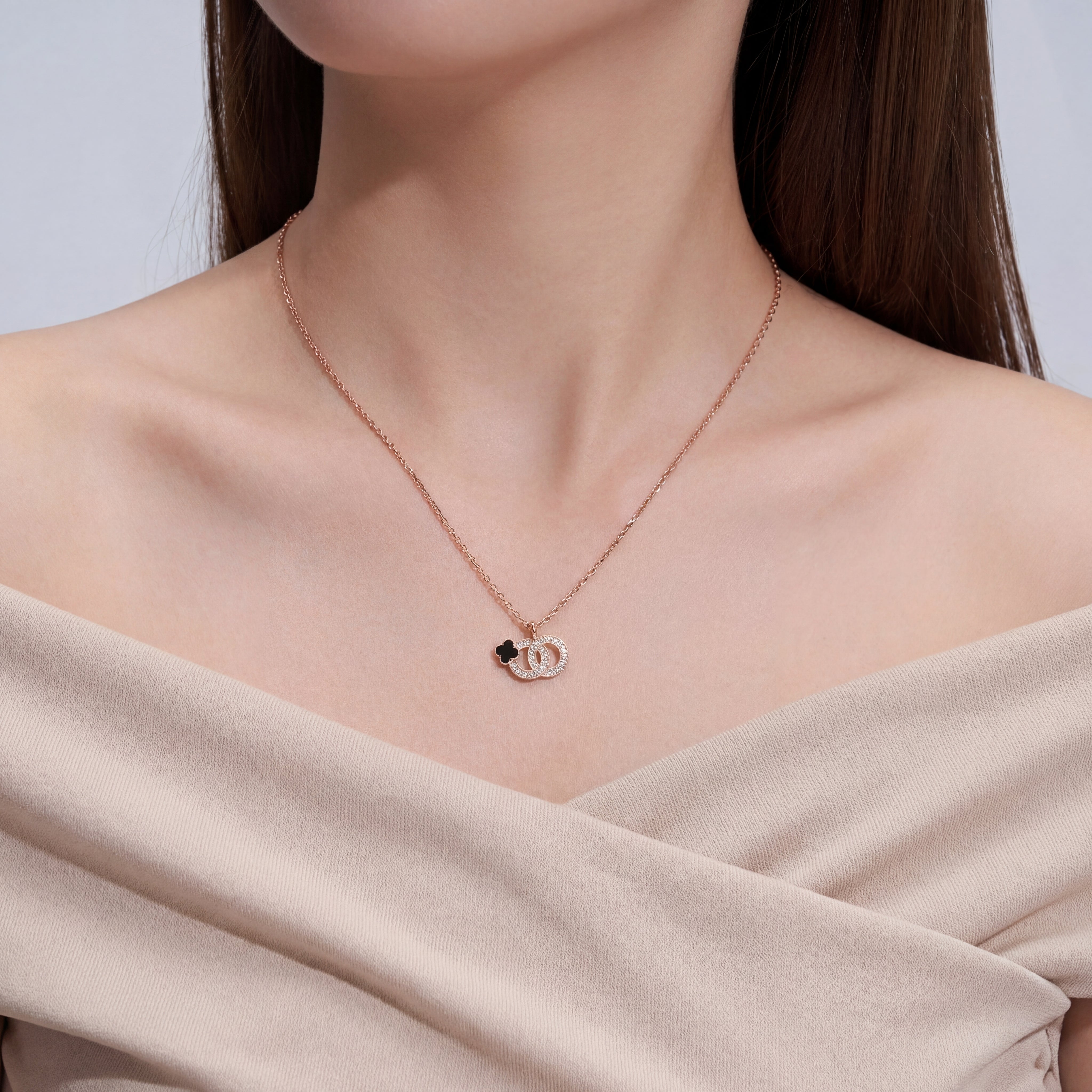 Velora Union Necklace