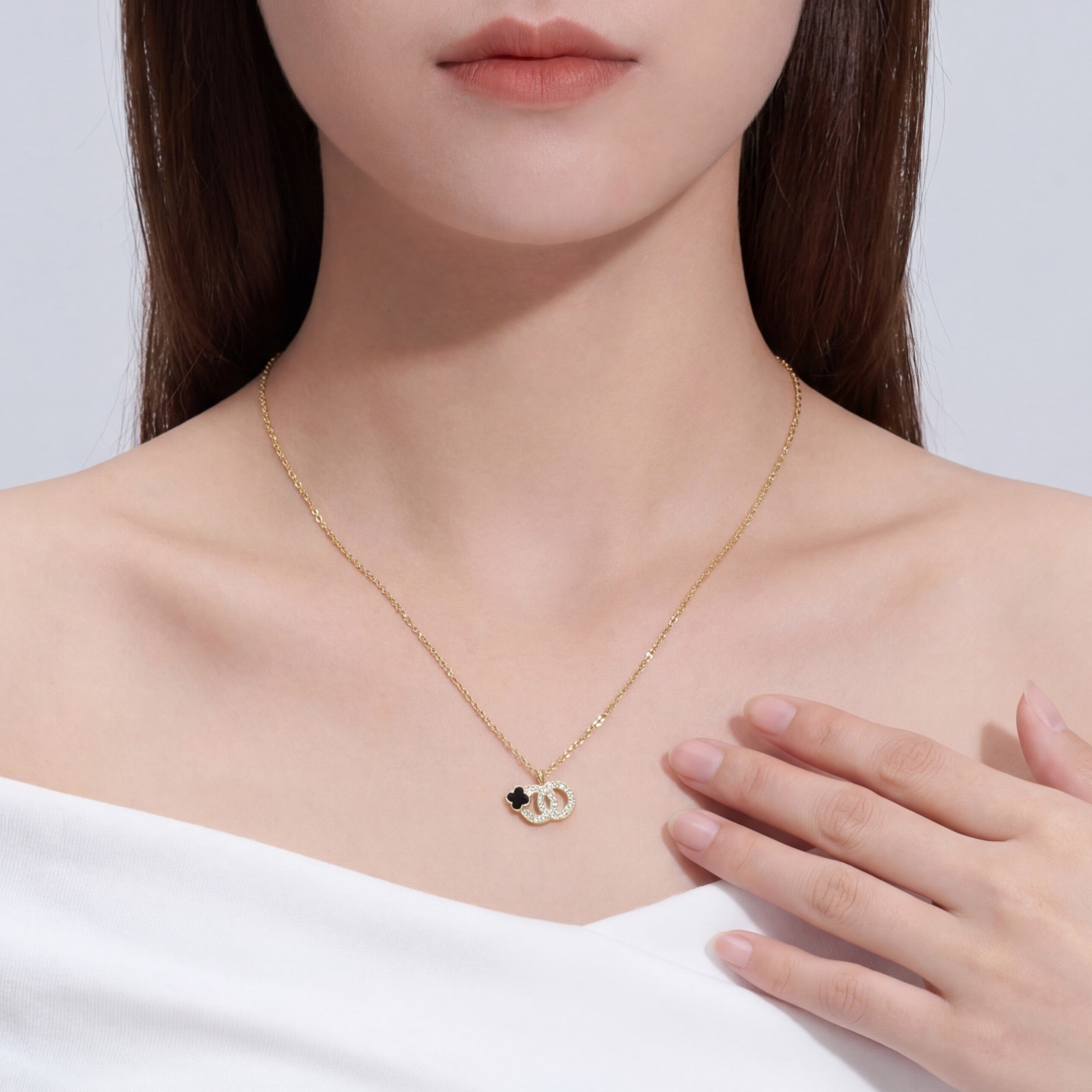 Velora Union Necklace