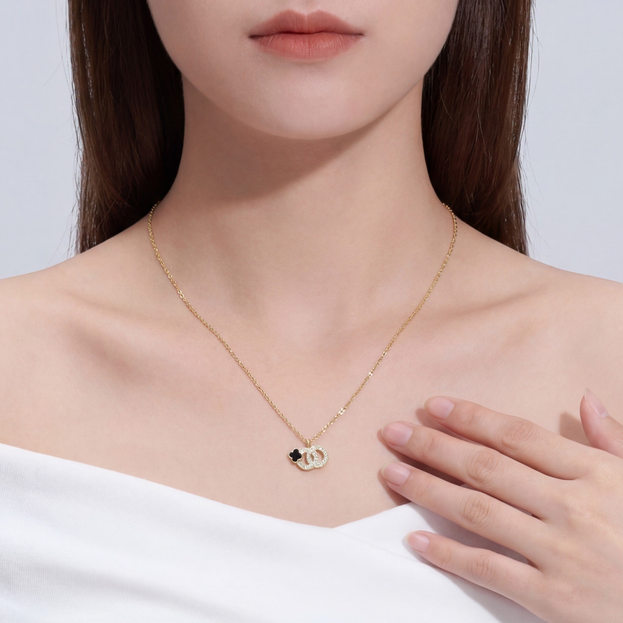 18K Yellow Gold Vermeil, 18K Yellow Gold Vermeil / Lifestyle