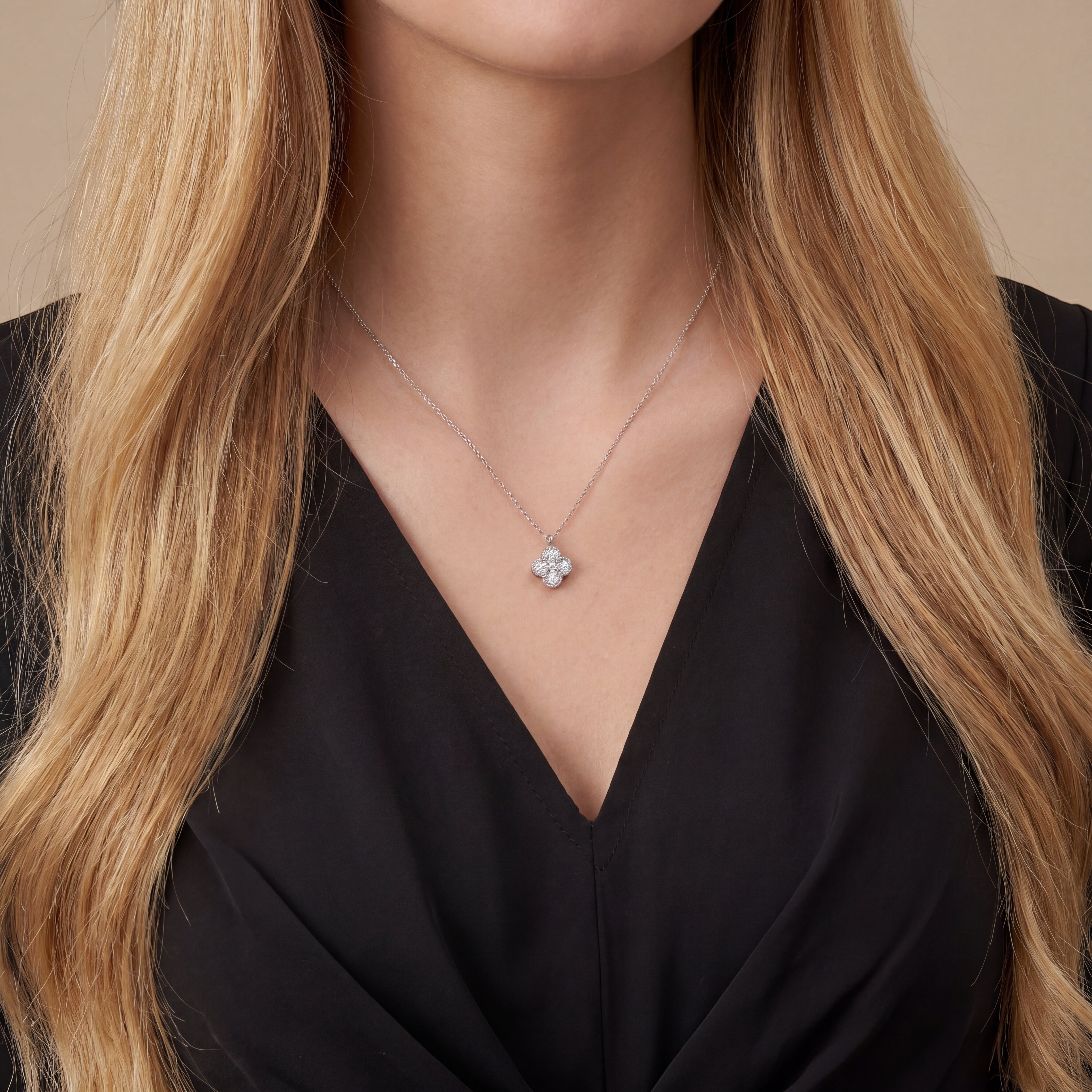 18K White Gold Vermeil, 18K White Gold Vermeil / Lifestyle