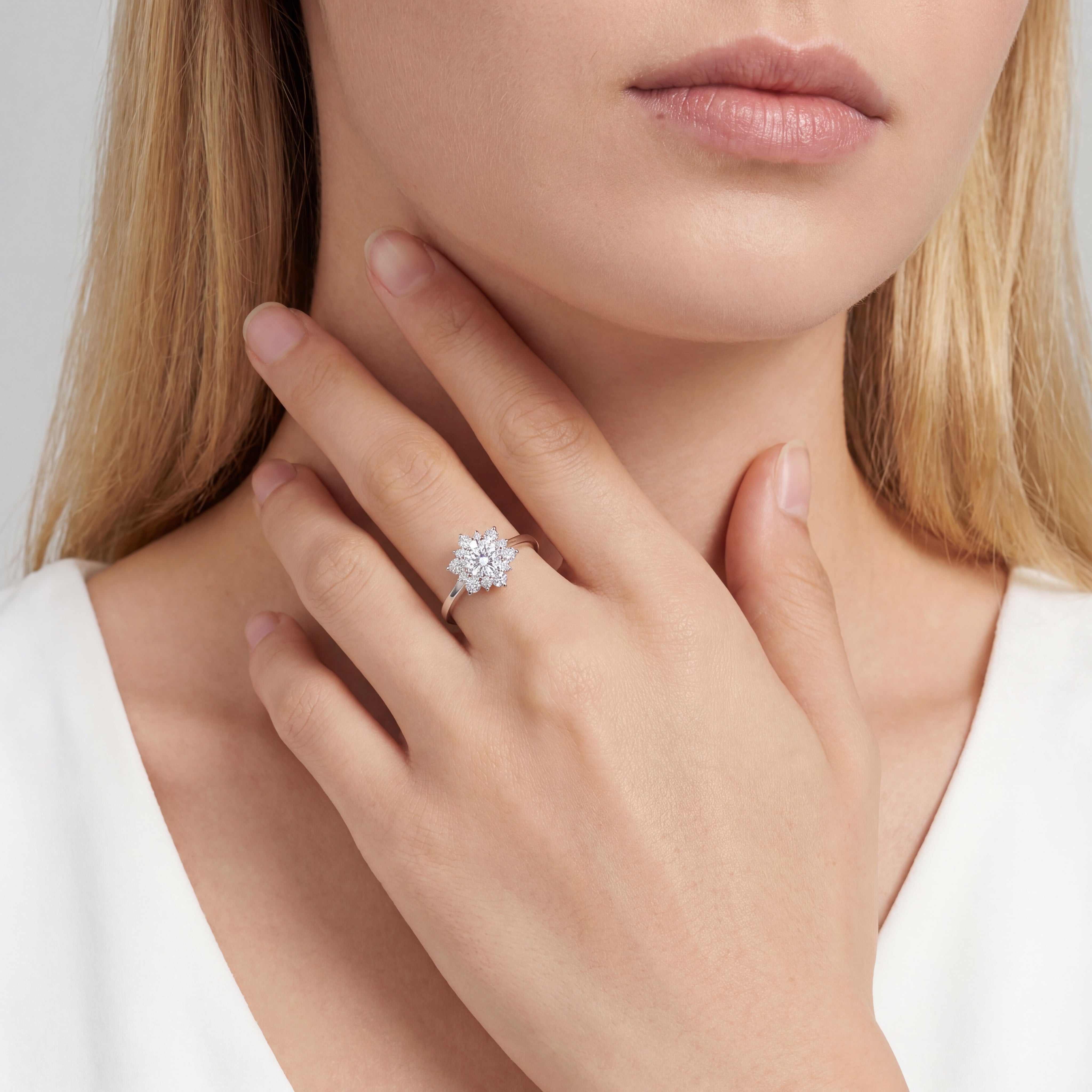 Luméa Bloom Halo Ring