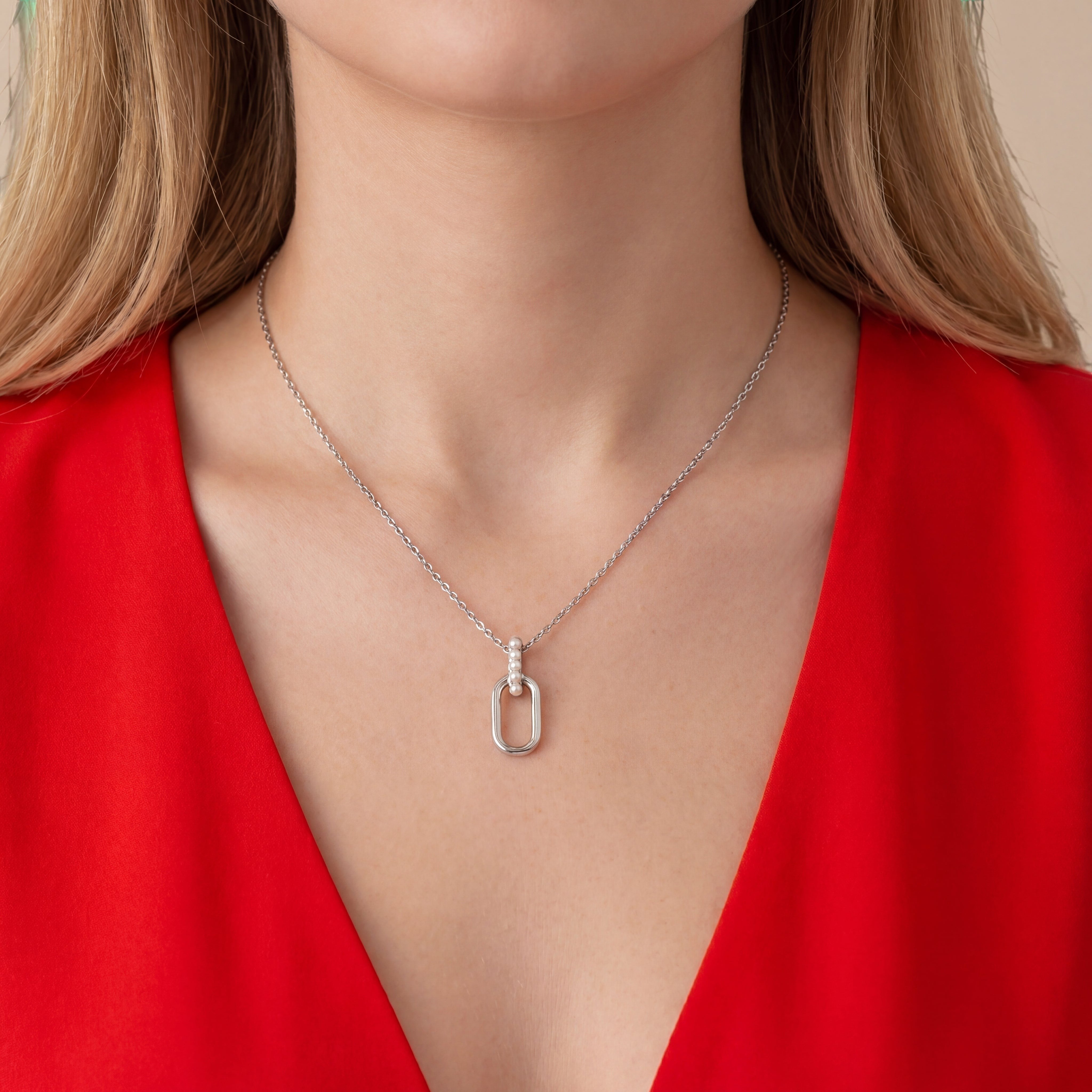 18K White Gold Vermeil, 18K White Gold Vermeil / Lifestyle