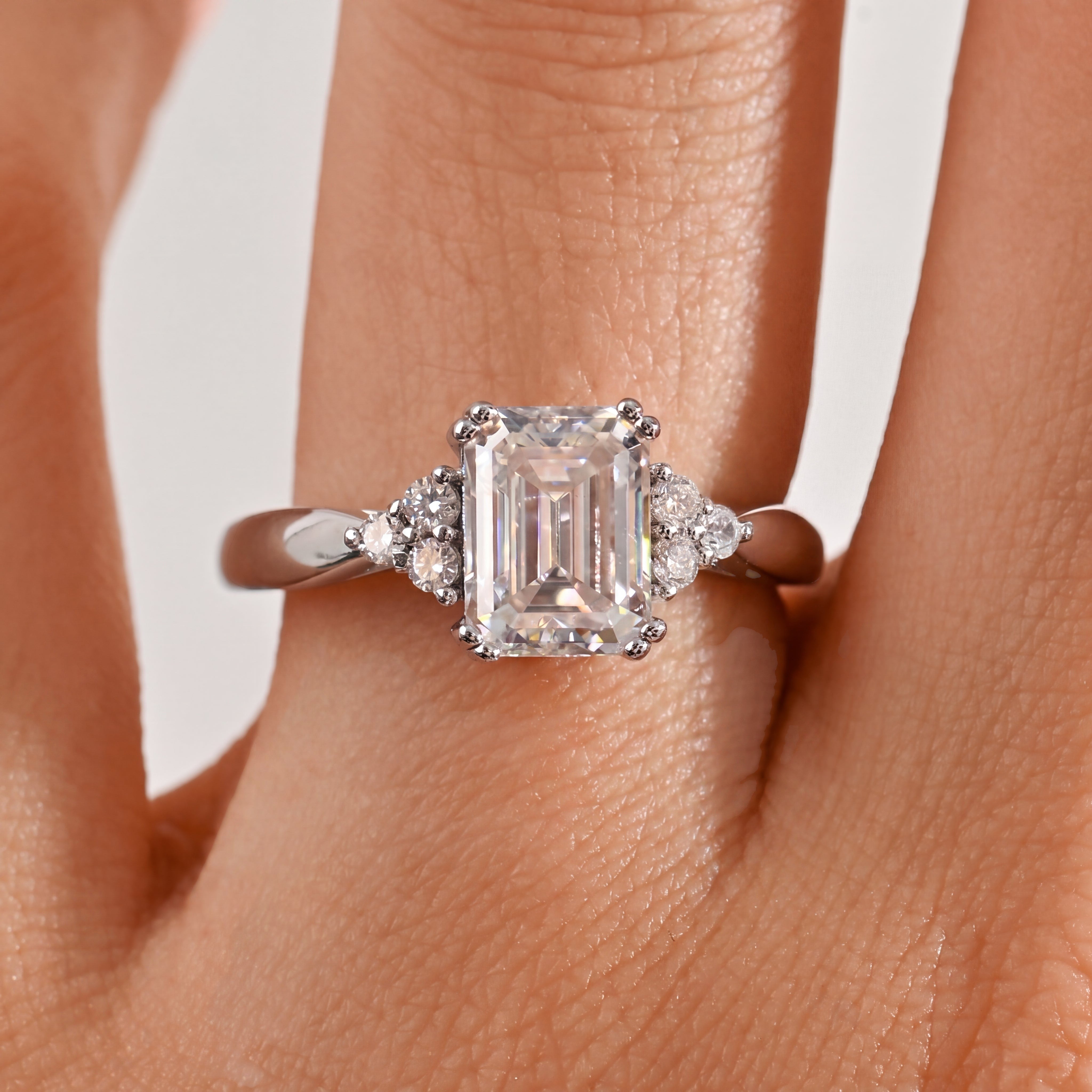 18K White Gold Vermeil, 18K White Gold Vermeil / Lifestyle
