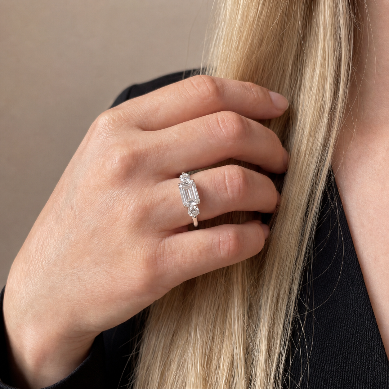Élira Radiant Trilogy Ring