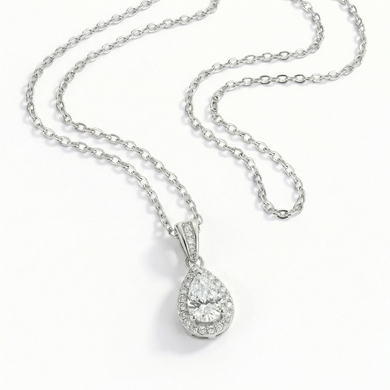 Larme de Lumière Necklace